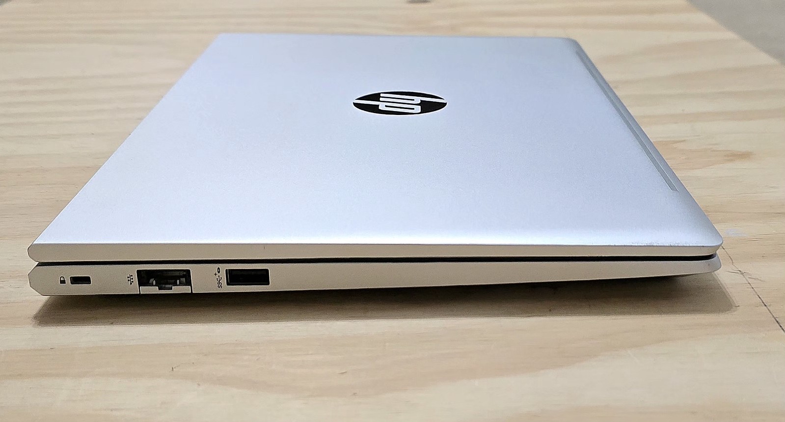 HP ProBook 440 G10, i5-1334U, 16GB RAM, 512GB SSD, TouchScreen, Win11 + Charger