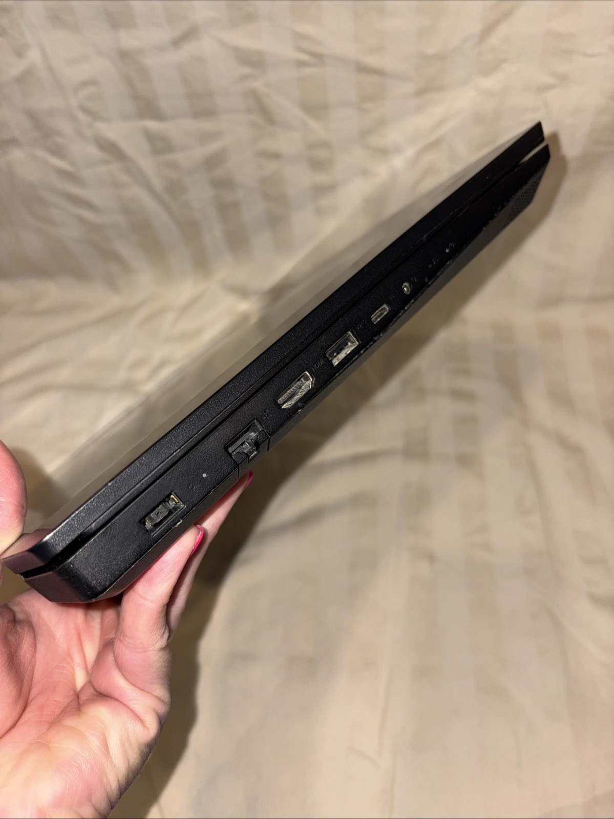 15.6″ Lenovo Ideapad Gaming 3 81Y4- i5-10300H 2.50 Ghz, 8 GB, 500 GB, Win 11 H