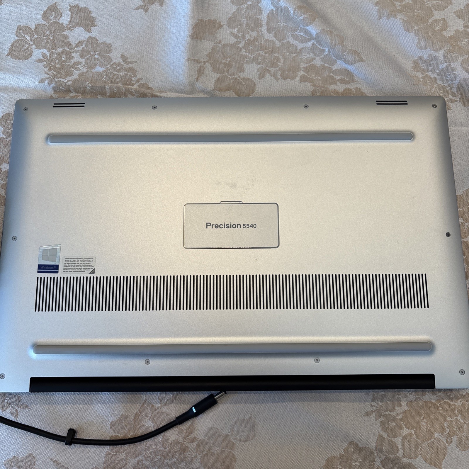 Dell Precision XPS 5540 15in XEON E2276M 64GB 2TB SSD NVIDIA T1000 Win11 Pro WKS
