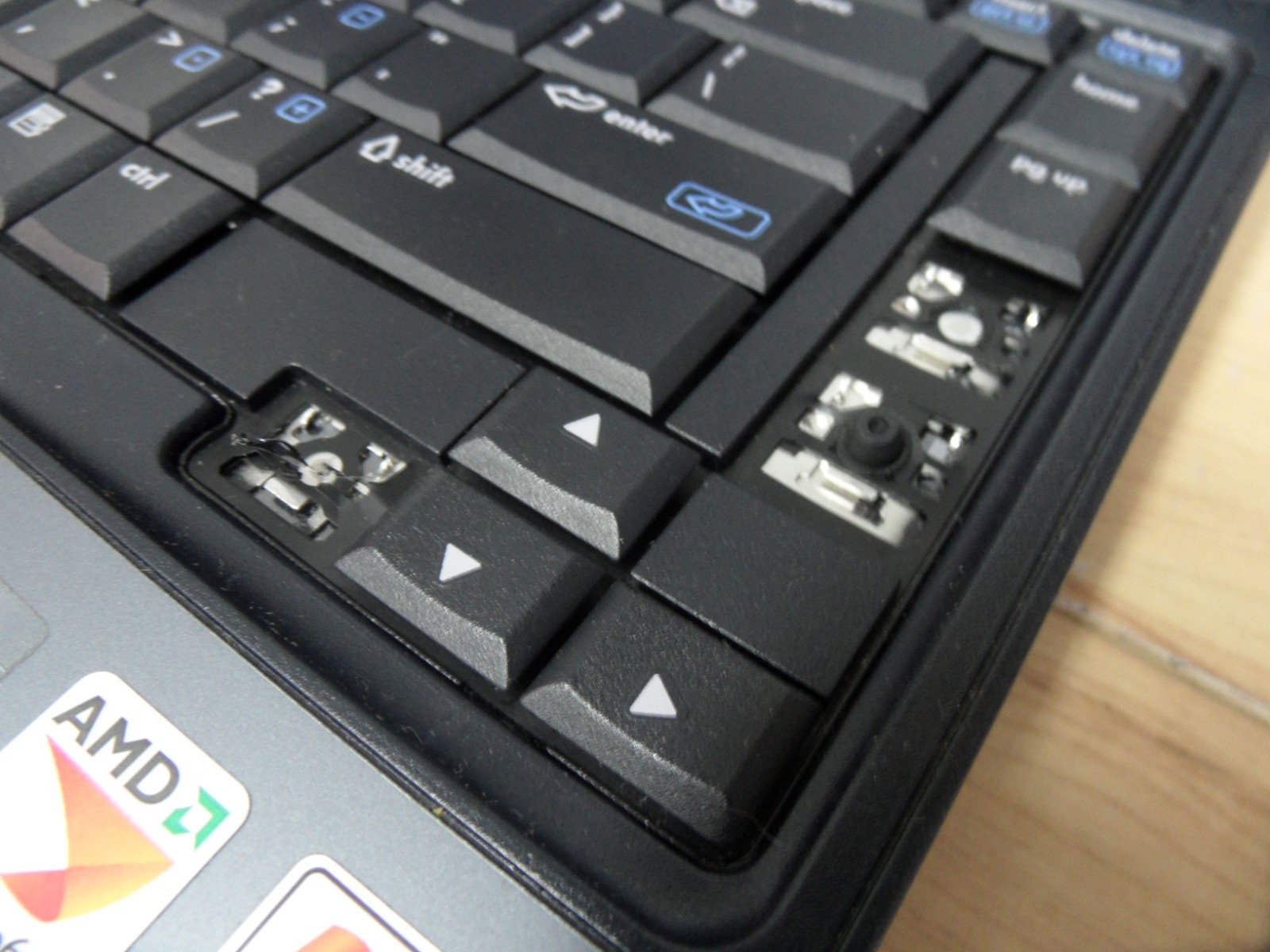 Compaq 6515b Laptop 4 Parts Booted Windows 80 GB Hard Drive Wiped *