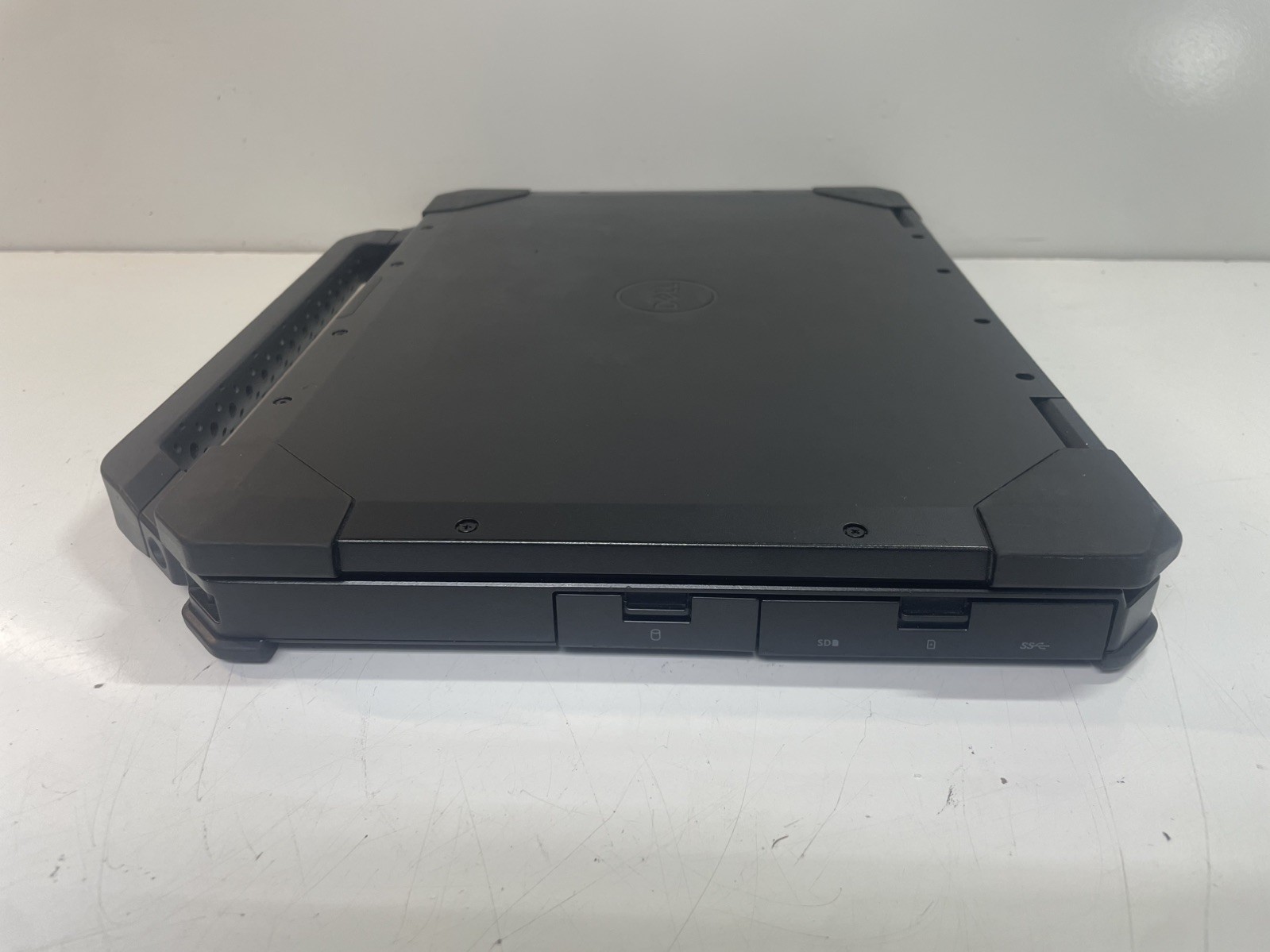 Dell Latitude 5420 Rugged 14″ Core i5-8350U 1.70GHZ 16GB RAM 256GB SSD Windows11