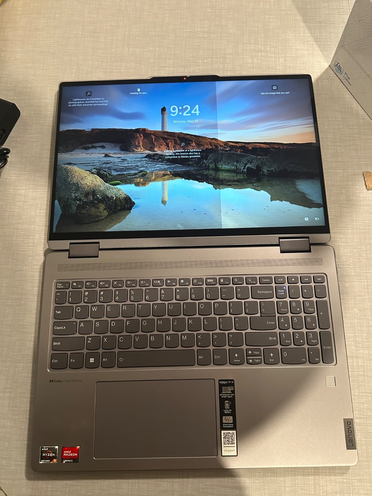 Lenovo Yoga 7i 16-inch, Intel,