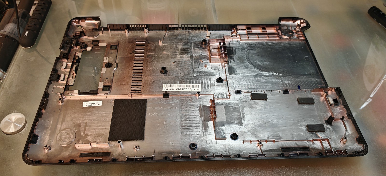 ASUS R556U X556U F556U BOTTOM SHELL BOTTOM 13N0-SGA0941 13NB09S1AP0741