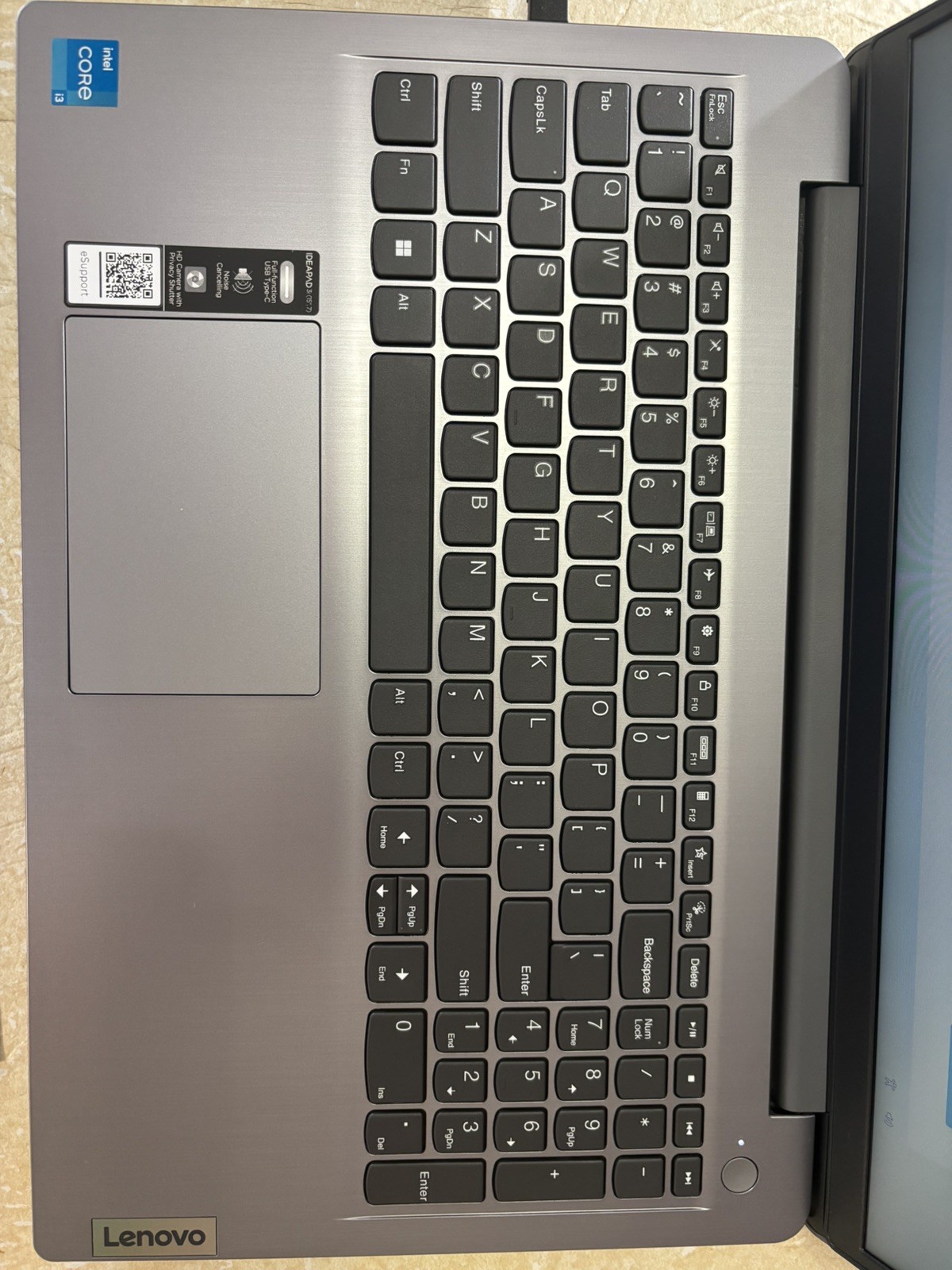 Lenovo IdeaPad 1 15IAU7 15.6″ i3-1215U 1.2GHz 8GB RAM 256GB SSD