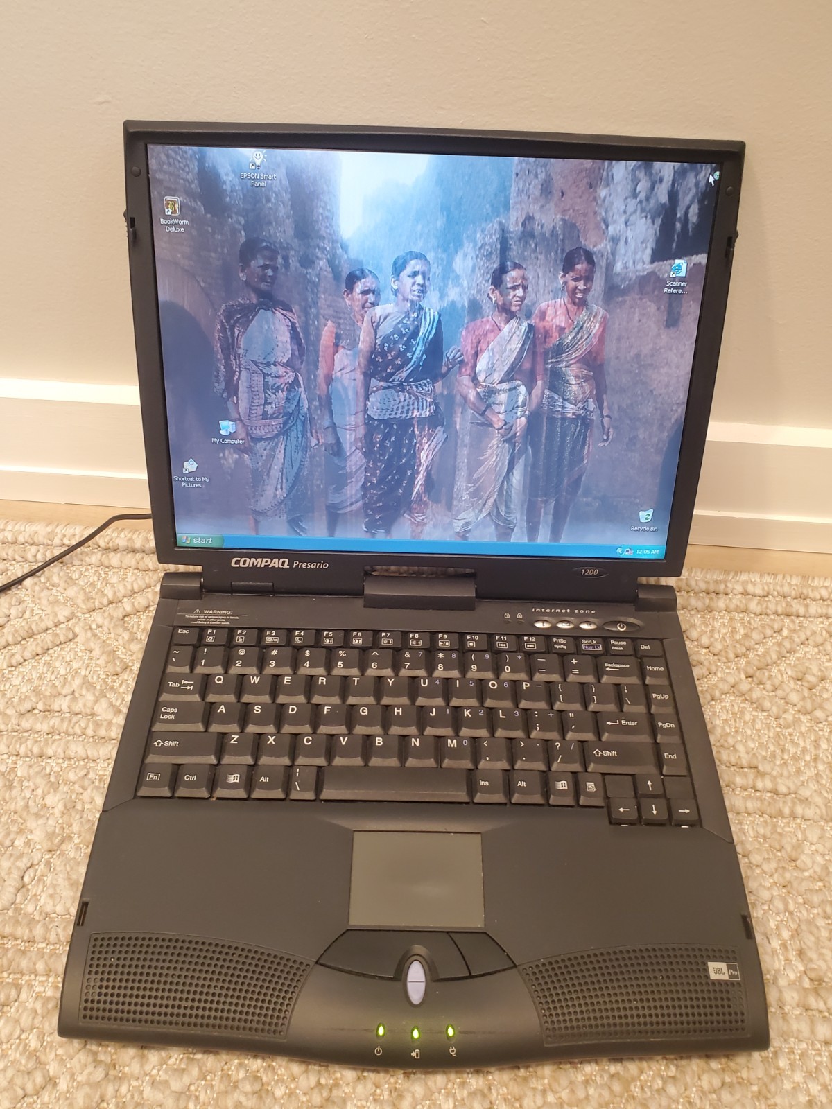 Compaq Presario 1200 Retro Vintage 1998 Laptop – Tested, Works *Bad Battery