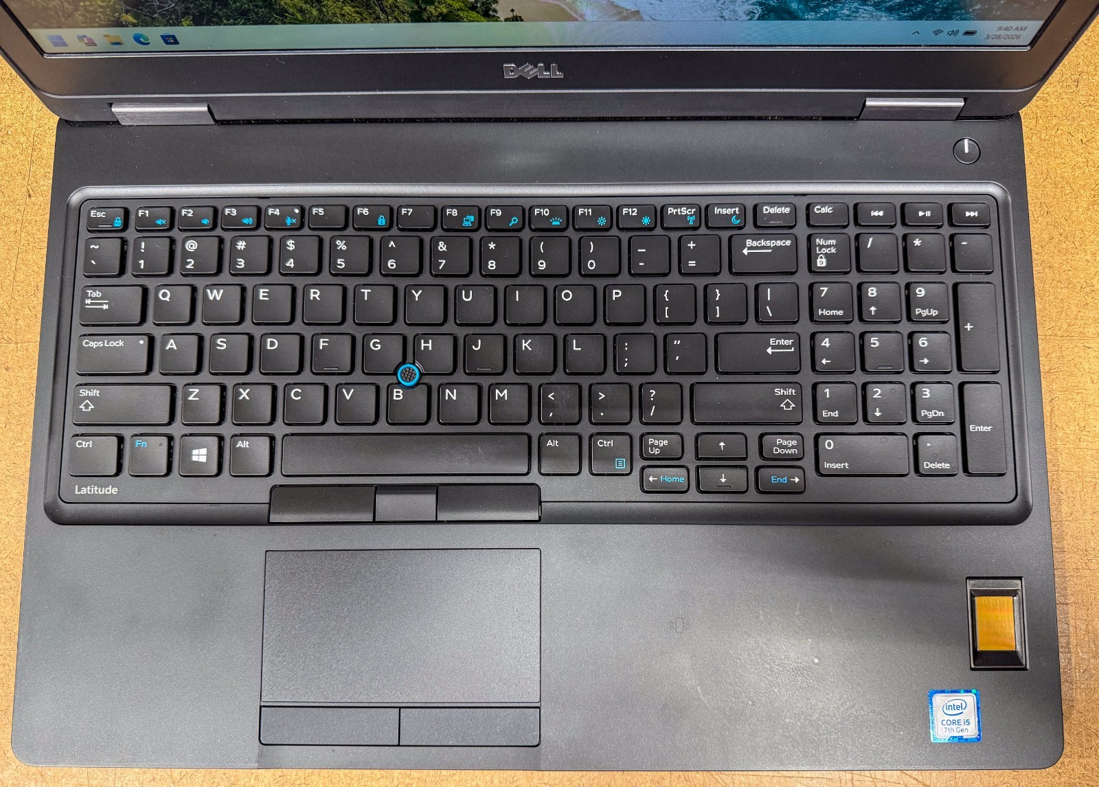 Dell Latitude 5580 i5-7440HQ 15.6″ Windows 11 Pro Laptop 500GB SSD 8G