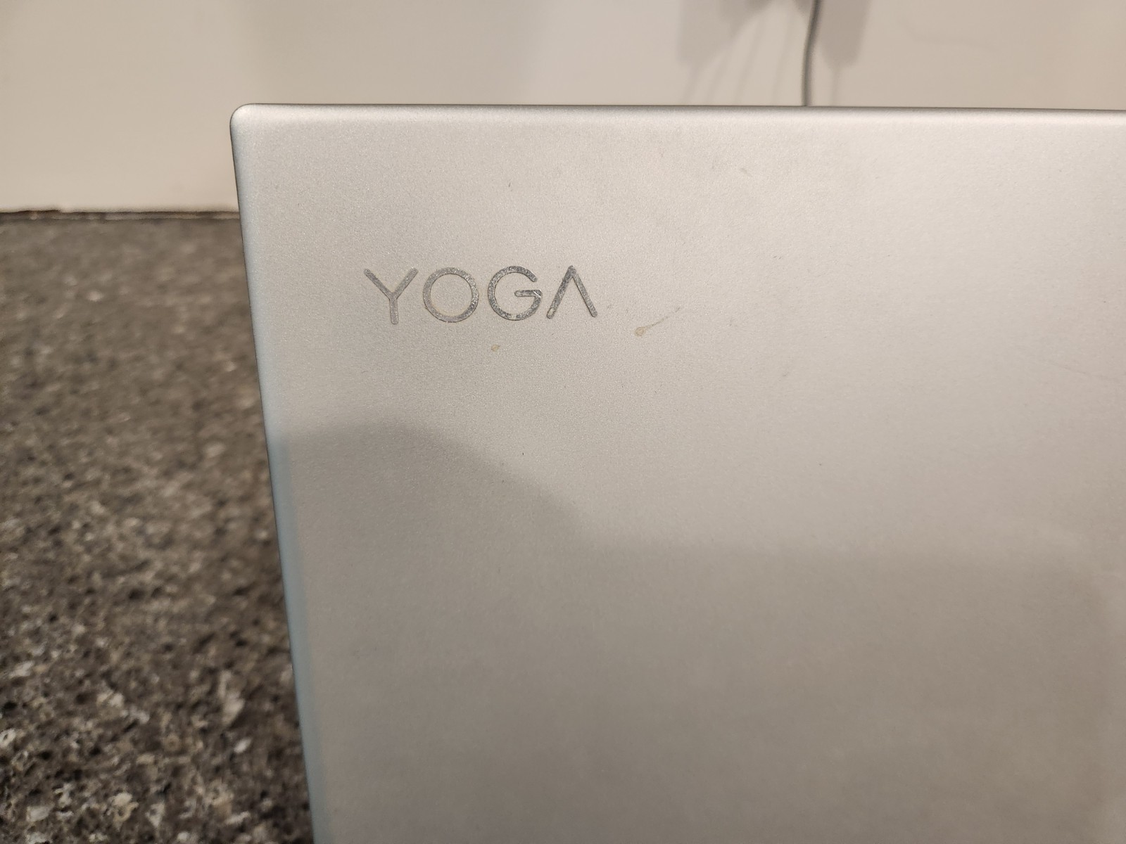 Lenovo Yoga 720-13IKB 13.3″ Core i5-7200U 4GB 128GB SSD