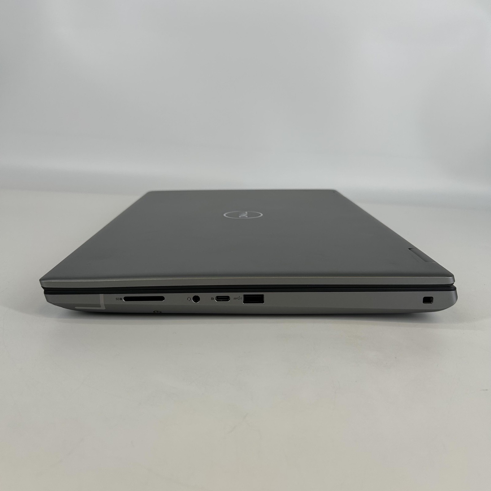 Dell Precision 7770 17.3 FHD 2.3 GHz i9-12950HX 32GB 512GB SSD NVIDIA RTX A5500