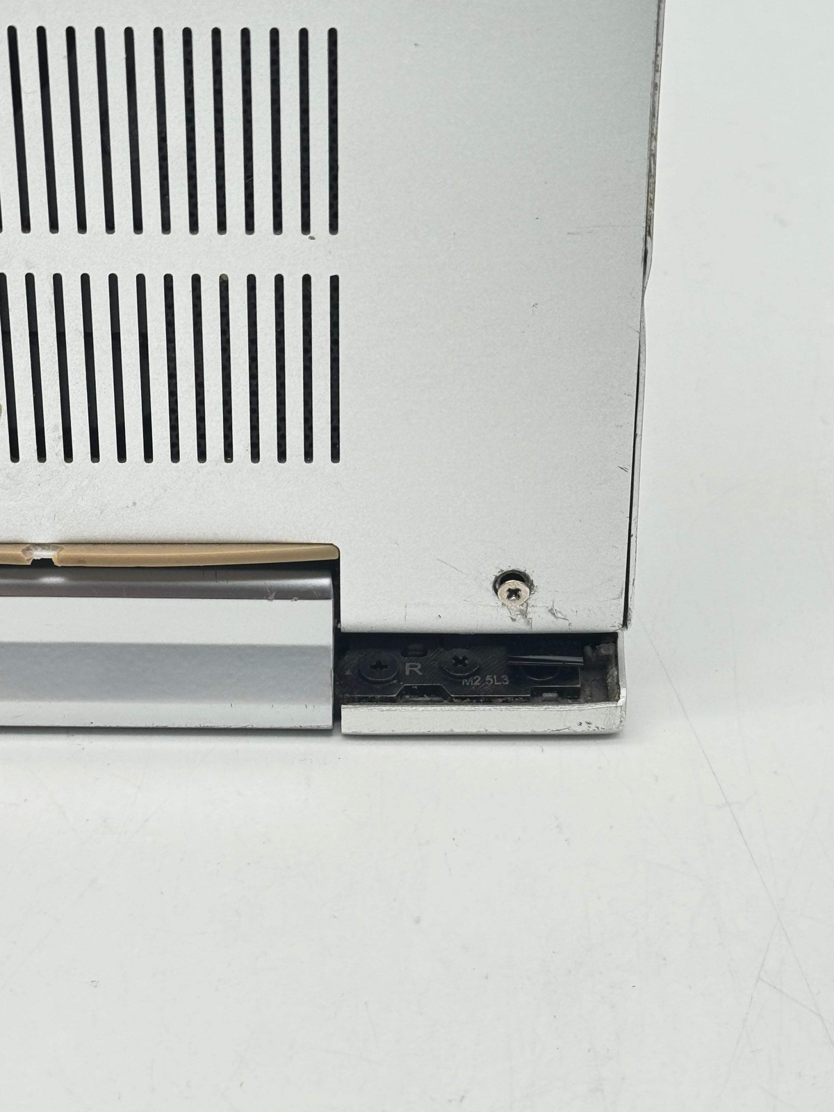 Dell Inspiron 7706 2-in-1 17″ Core i7 11th Gen 16GB 512GB Silver Won’t Power On