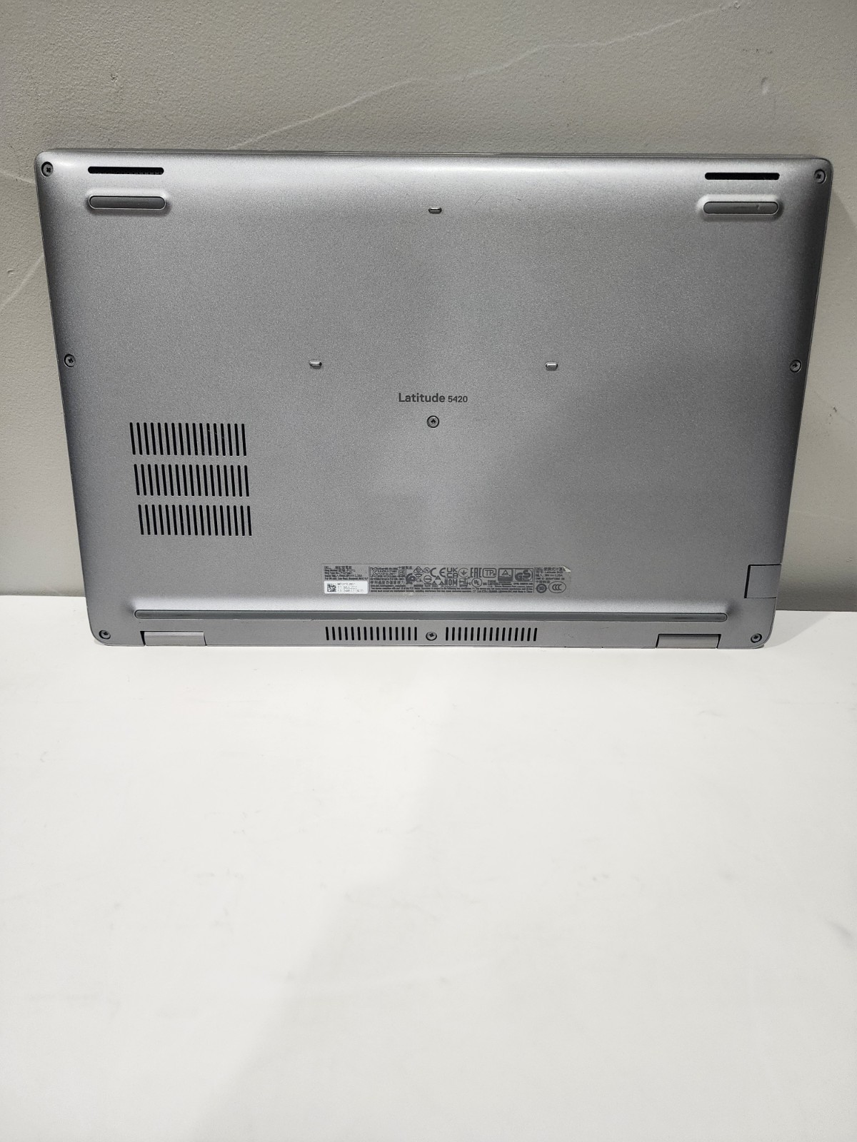 Dell Latitude 5420 i5-1145G7 – 16GB Ram – 256GB – NO AC