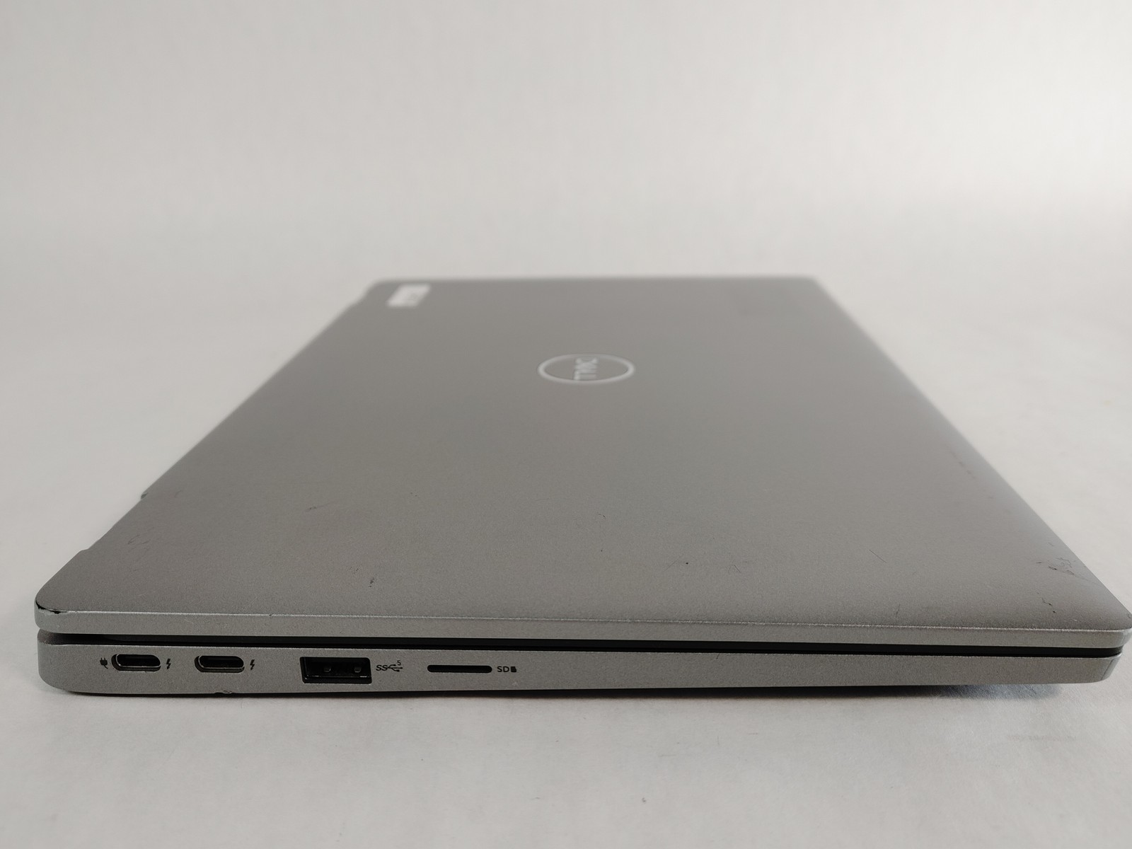 Dell Latitude 5330 Core i7-1265U 1.80 GHz 16 GB DDR4 512 GB NVMe Windows 11 Pro