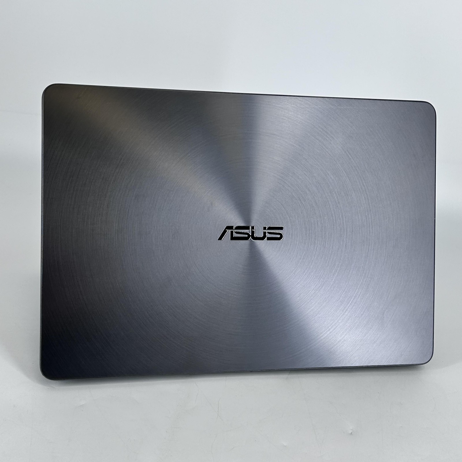 ASUS ZenBook UX430U 14″ FHD i7-8550U 1.80GHz 16GB 512GB SSD MX150 – Bad Battery