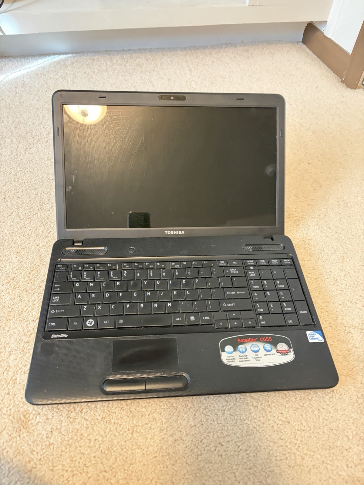 Toshiba Satellite C655 15.6in Intel Celeron 2.20GHz Linux Mint