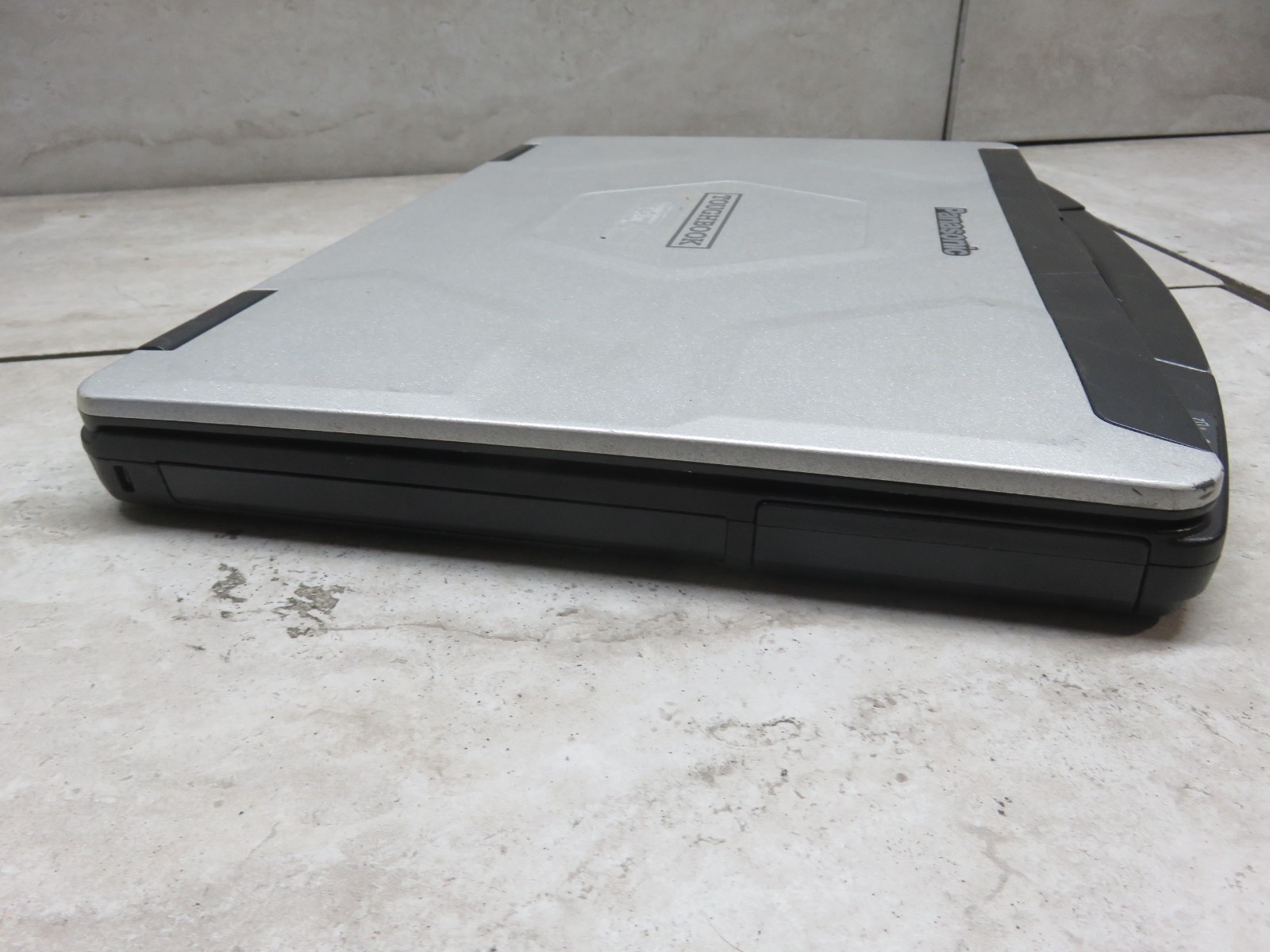 Panasonic ToughBook CF-54 i5-7300U CPU 8GB 256GB SSD WIN 11 PRO 3340 Hours