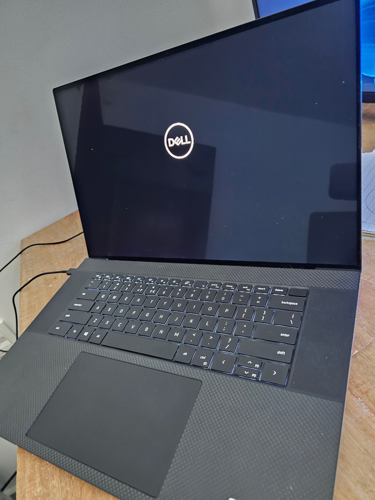 dell xps 17 9700 i9 10885h 32gb rtx 2060