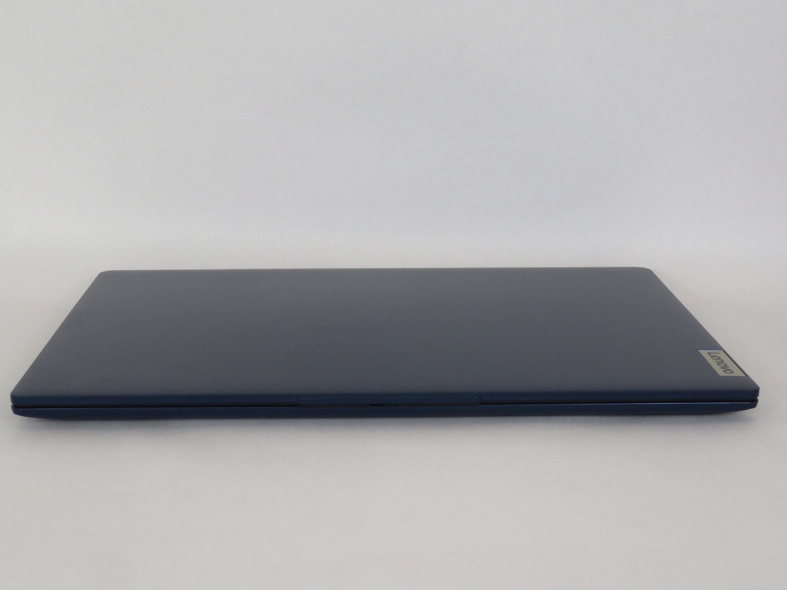 Ideapad Slim 3 15ABR8 15.6in FHD AMD Ryzen 7 7730U 2GHz 16GB RAM 512GB SSD