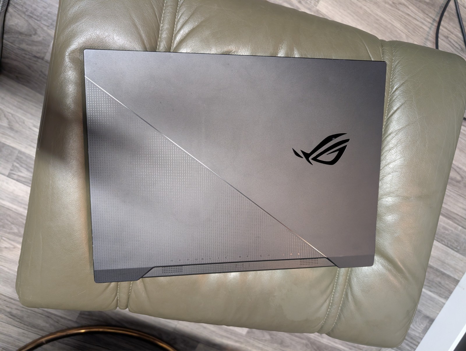 Asus ROG Zephyrus Duo 15 SE (2021) GX551QS-XS99 Ryzen 9 RTX 3080 4K 120Hz 3ms