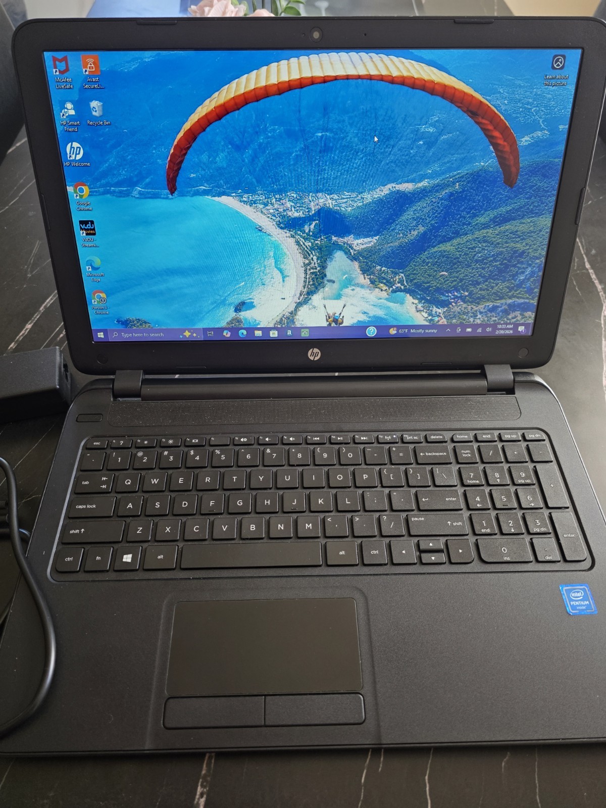 HP 15 Notebook Laptop Intel Pentium Windows 10 15.6 in Black Built-in Webcam
