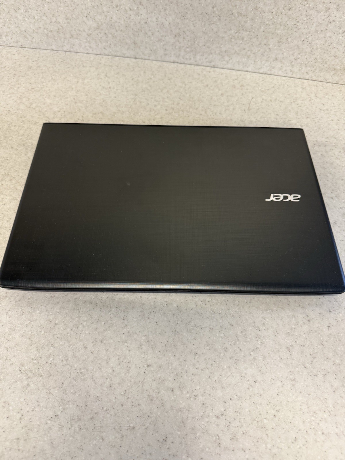 Acer Aspire E5-575 15″ Laptop Intel i3-7100U 8GB RAM 224GB SSD Win10 Computer