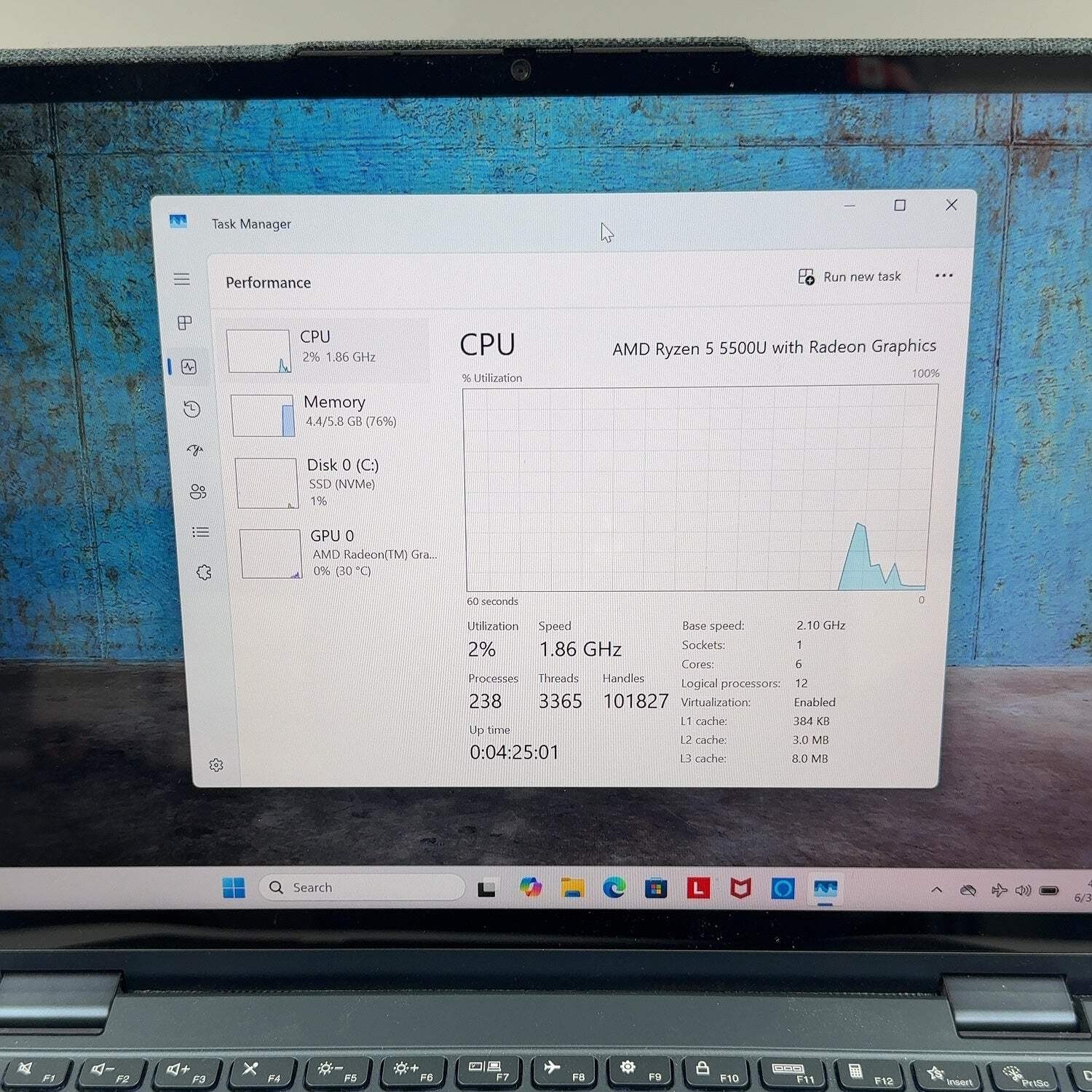 Lenovo Yoga 6 2-in-1 82ND0009US 13.4″ Ryzen 5 5500U 2.0GHz 8GB RAM 256GB SSD