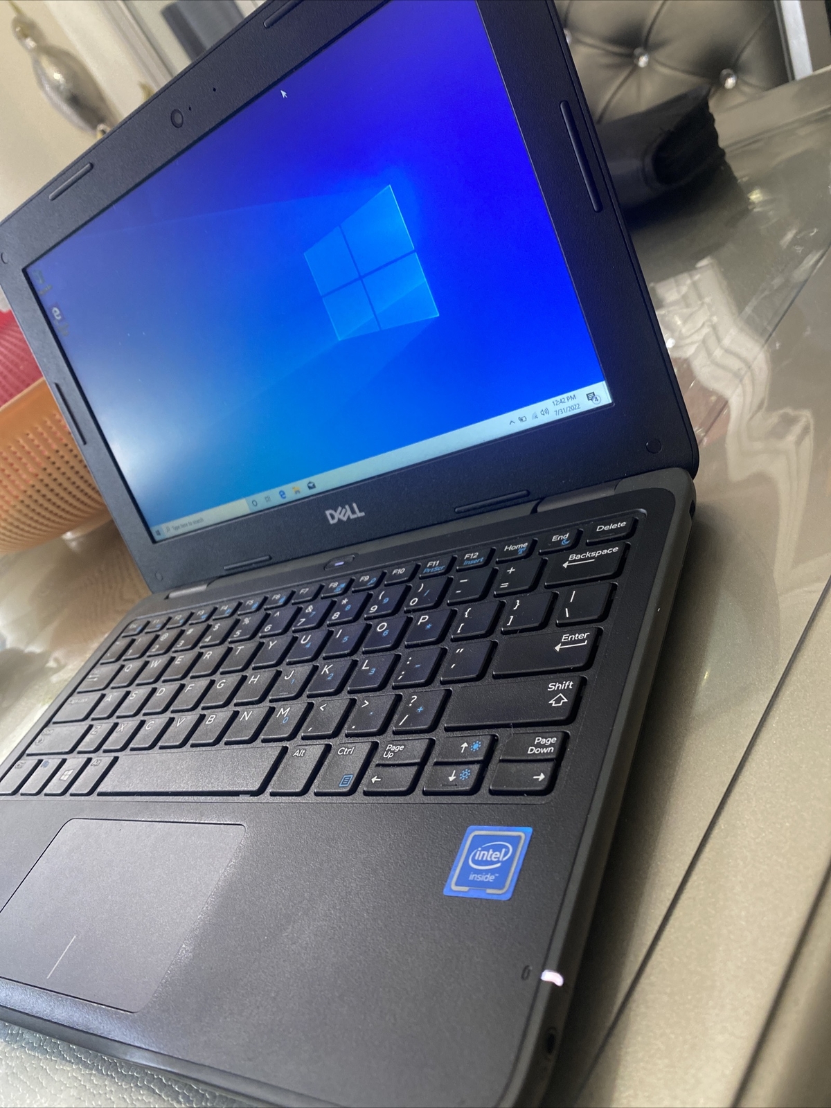 Dell latitude 3190 14 inch Intel Celeron N4100 CPU 1.10 GHz 4.0 GB RAM