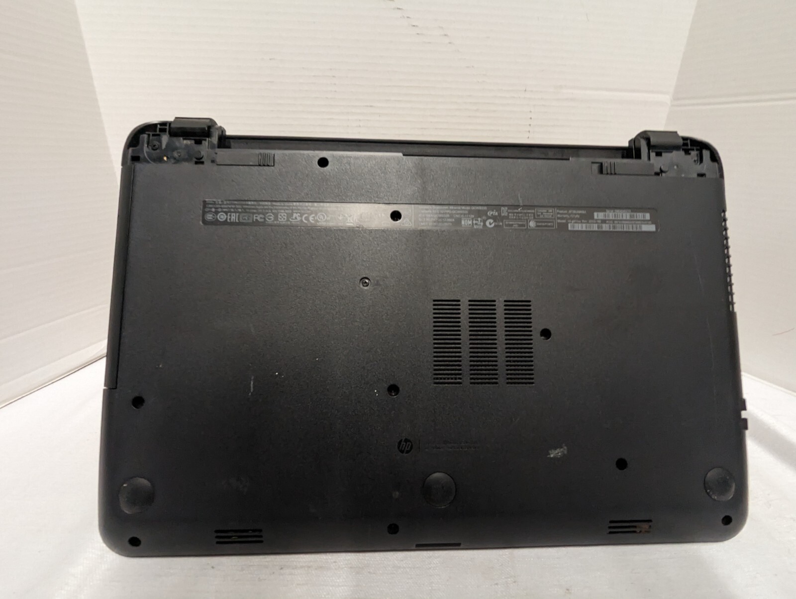 hp pavilion 15-G011NR 15″ laptop AMD E2-6110 1.50GHZ 4gbs ram no hdd