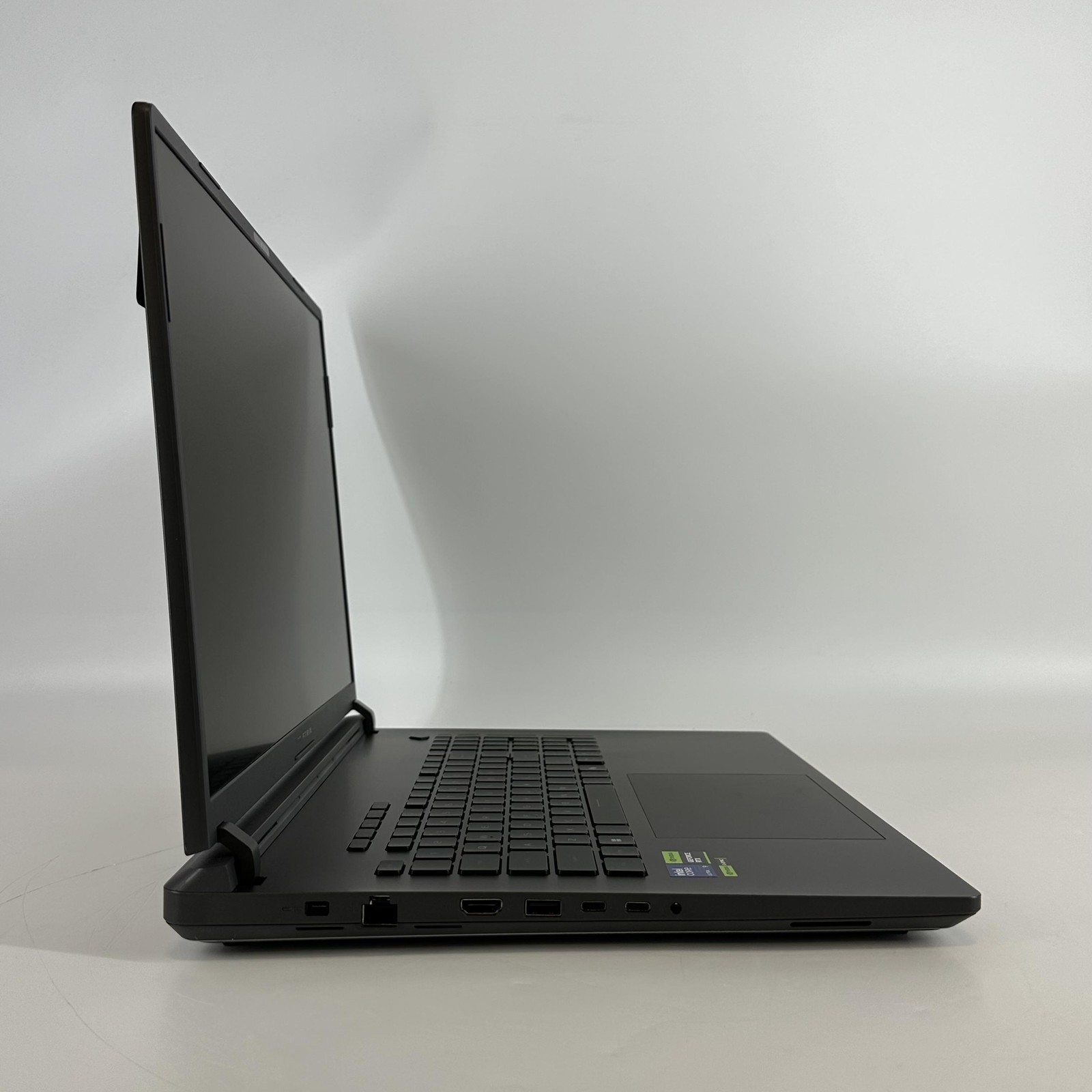 Asus ROG Strix G18 G815 18 QHD+ 240Hz 2.7GHz Ultra 9 275HX 32GB 2TB SSD RTX 5070