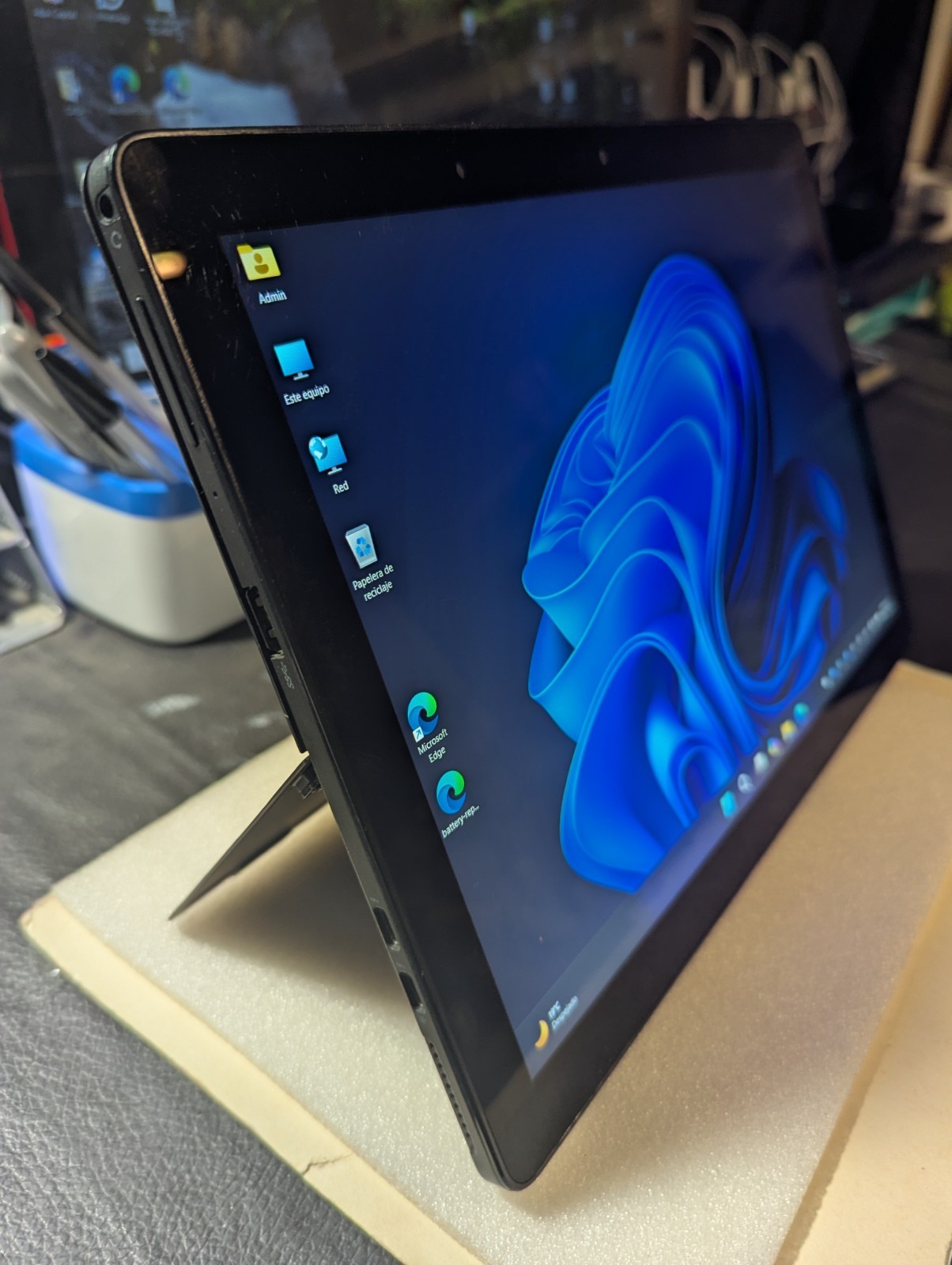 Dell Latitude 5290 (12.3″) i7-8650U, 1.90GHz UHD 620, 16GB RAM, 128GB SSD | GOOD