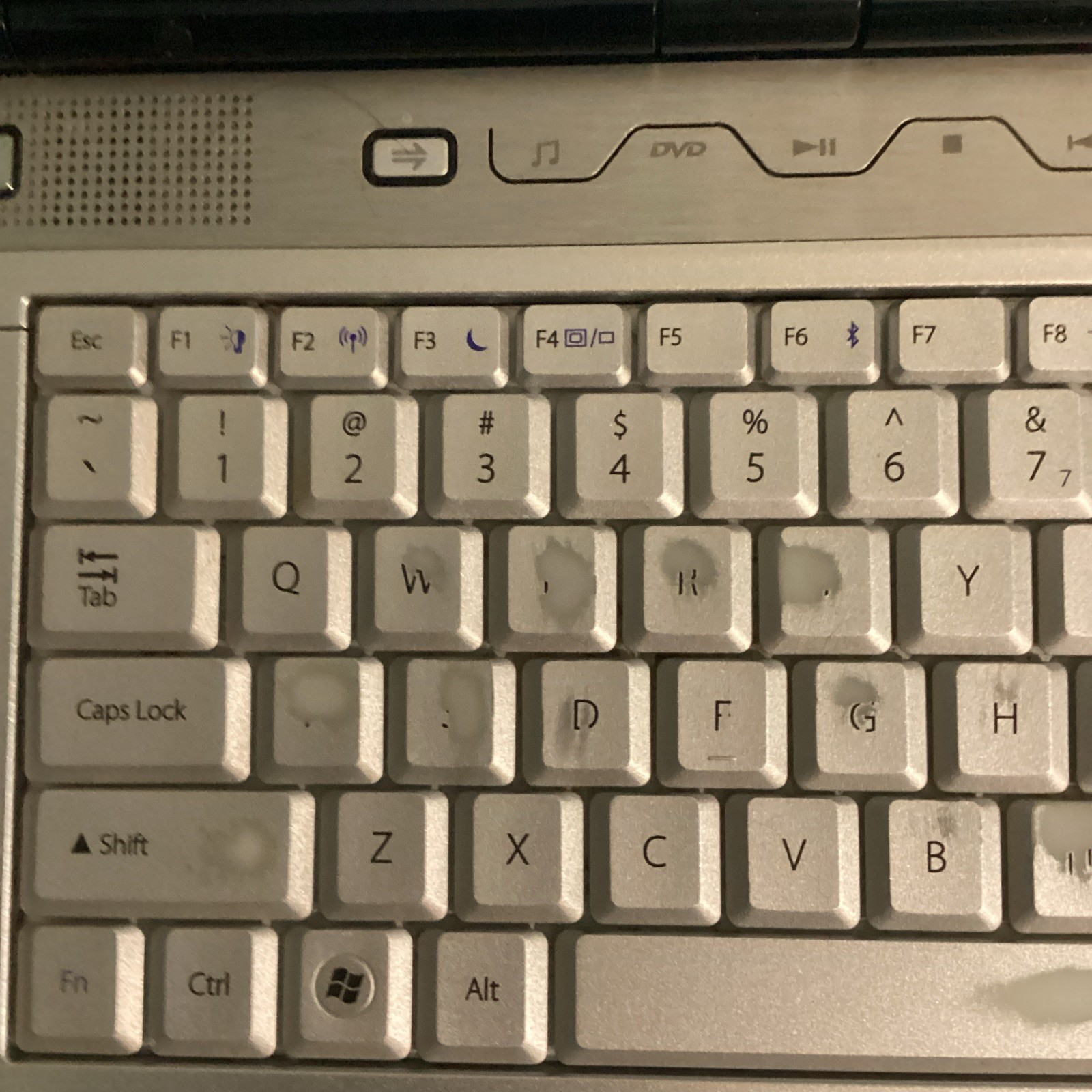 Gateway M-Series Laptop 250GB HD 2.2 GHz Intel Core 2 Duo Processor Linux Mint