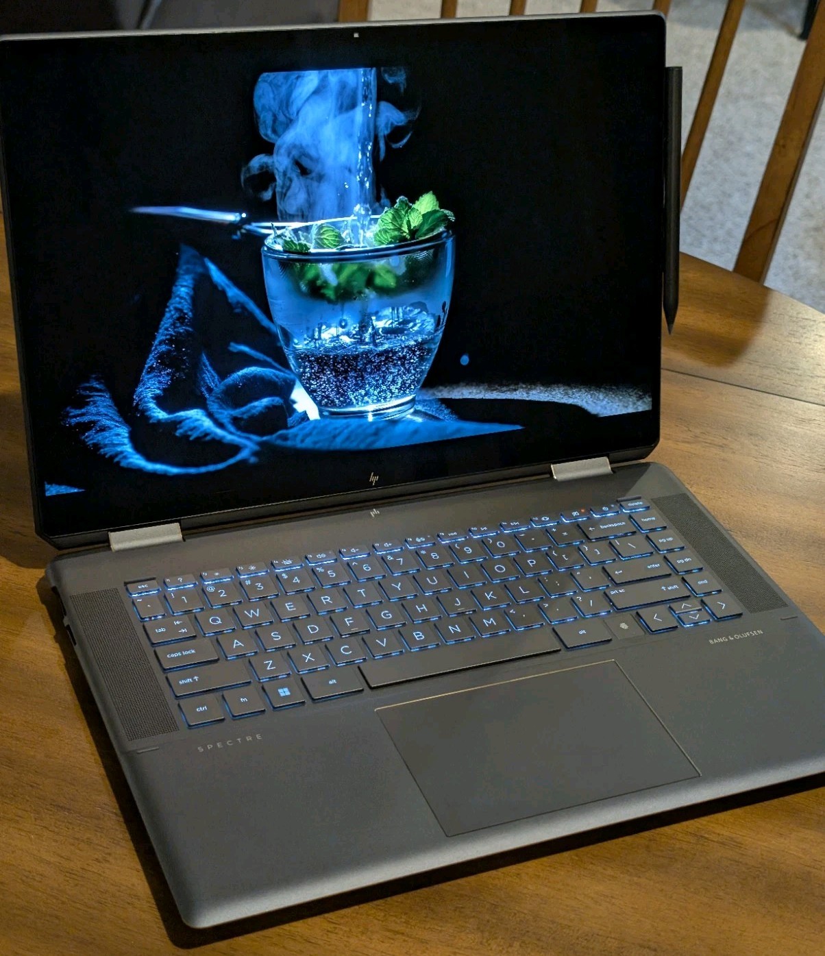 HP Spectre X360 2in1 16-f0023dx 512GB, 11390H 3.40GHz, 16GB, RTX 3050 OLED Linux
