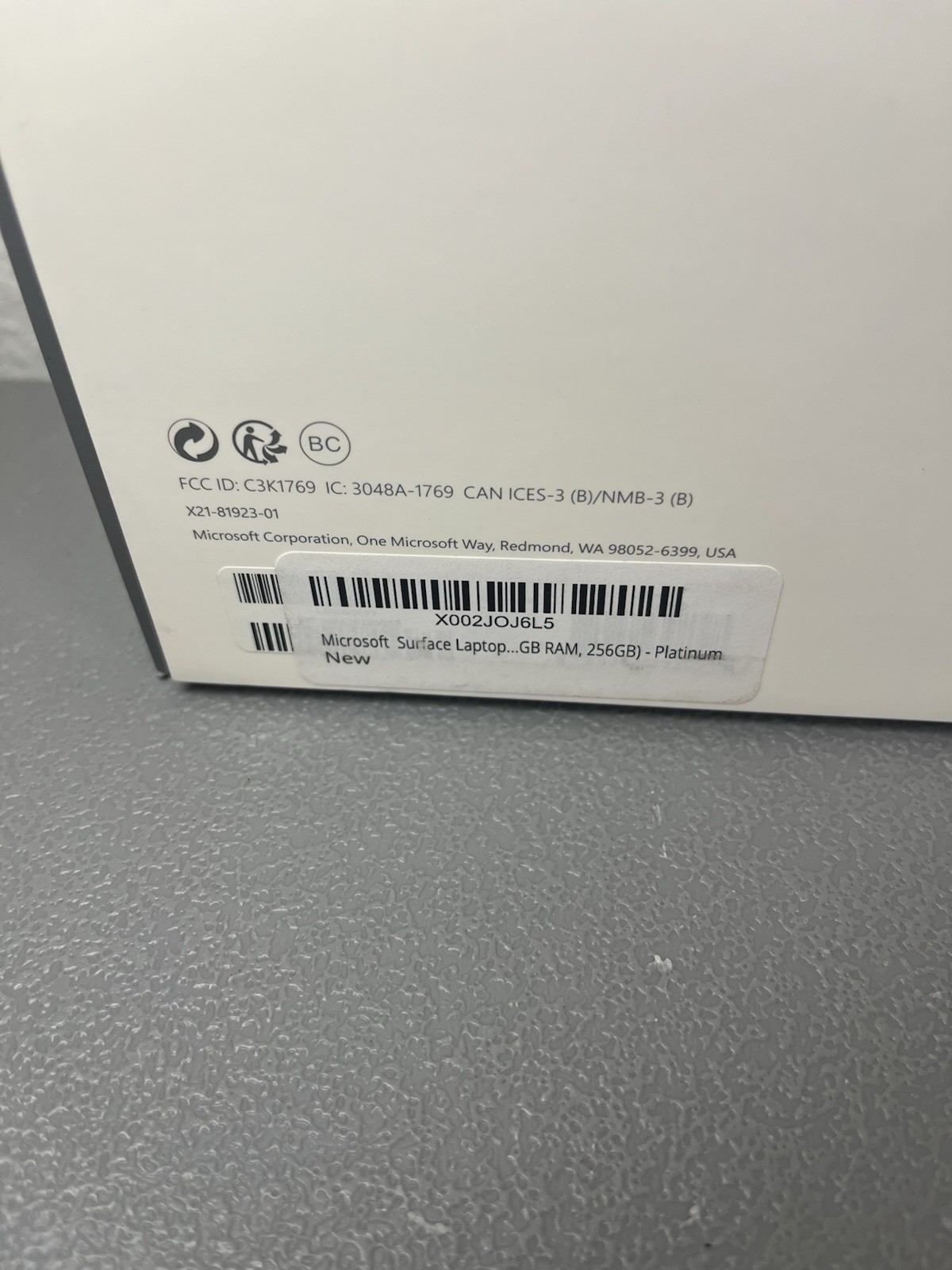 Microsoft Surface Laptop 2 Platinum Color 1769 128GB i5 Processor 8GB Ram