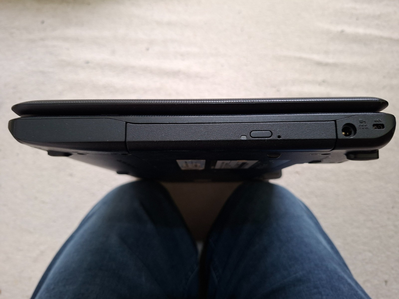 Toshiba Satellite C660D-1CV PSC1YE Laptop 15.6″ 3GB 240GB Windows Vista/7 Dual