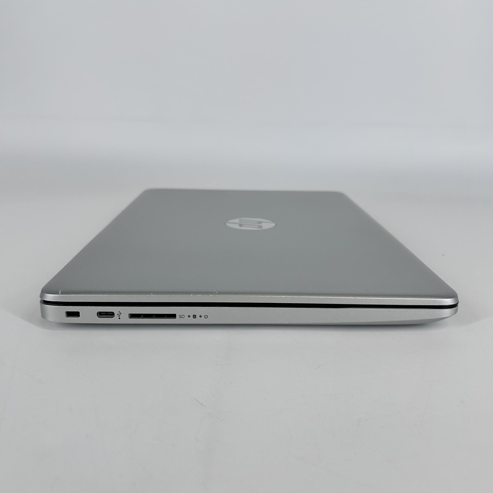 HP Notebook 14 HD TOUCH 2.6 GHz Ryzen 3 3200U 8GB 256GB SSD Good