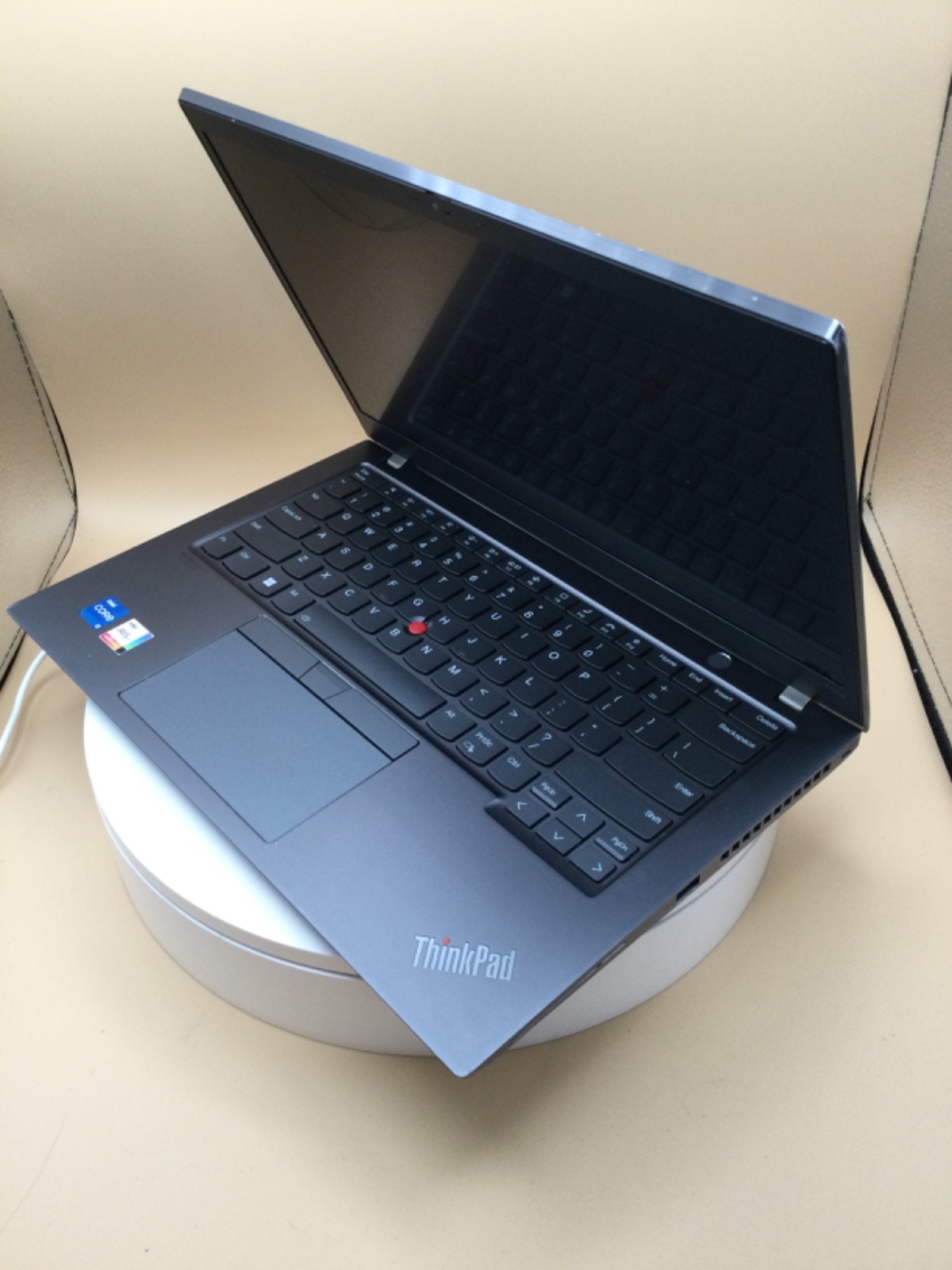 Lenovo ThinkPad T14s G2 14″ Laptop i5-1135G7 16GB RAM 512GB SSD W11P Used READ