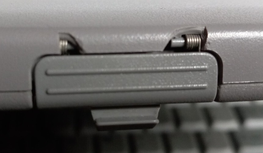 Toshiba Satellite Pro 490CDT Pentium II 4GB windows98+ Battery & Power Adapter