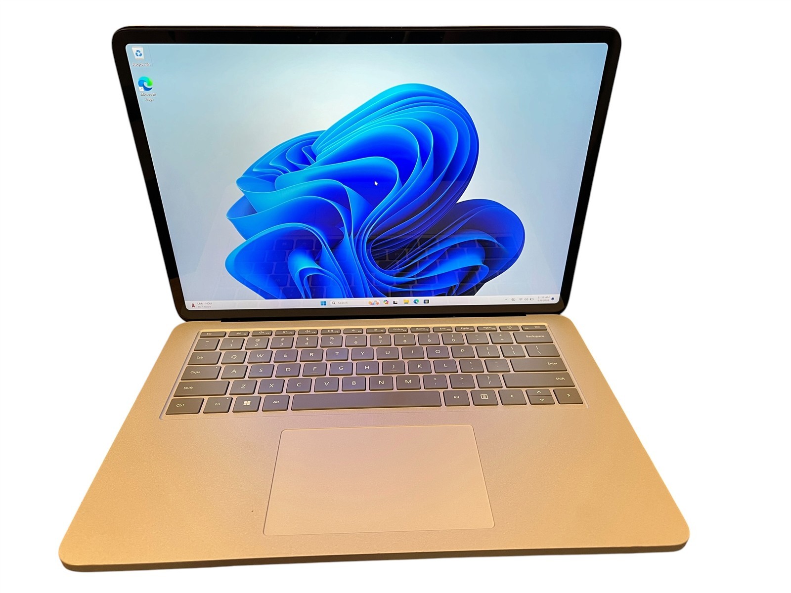 Microsoft Surface Laptop Studio 1964 i7-11370H 3.3GHz 16GB 512GB WIN11PRO 14.4″