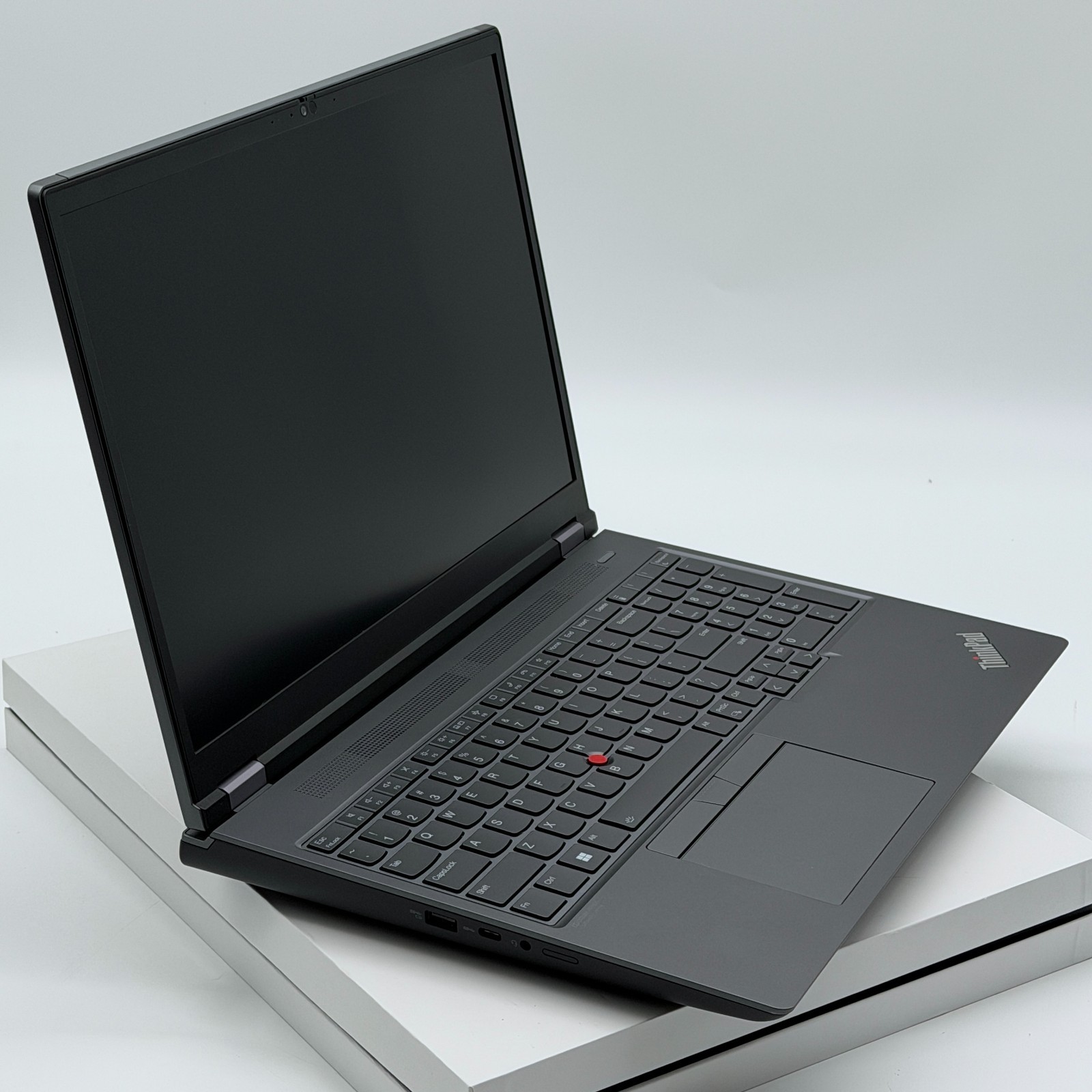 Lenovo Thinkpad P16, 3840×2400 WQUXGA, 32GB DDR5, 1TB SSD, RTX, 100% BATTERY!