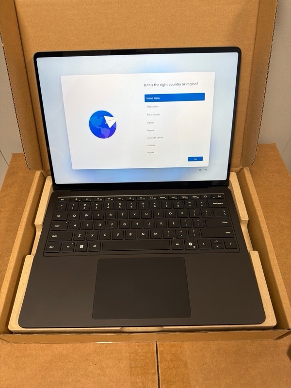 Microsoft Surface Laptop 7 Copilot+ PC 13.8″ Touch Snapdragon X Elite 16GB 512GB