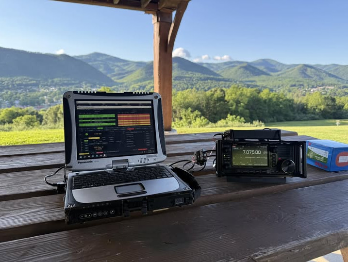 TOUGHBOOK CF-19 MK8 HAM Radio Triple Boot Laptop w/SDR 512GB SSD & DB-9 Serial