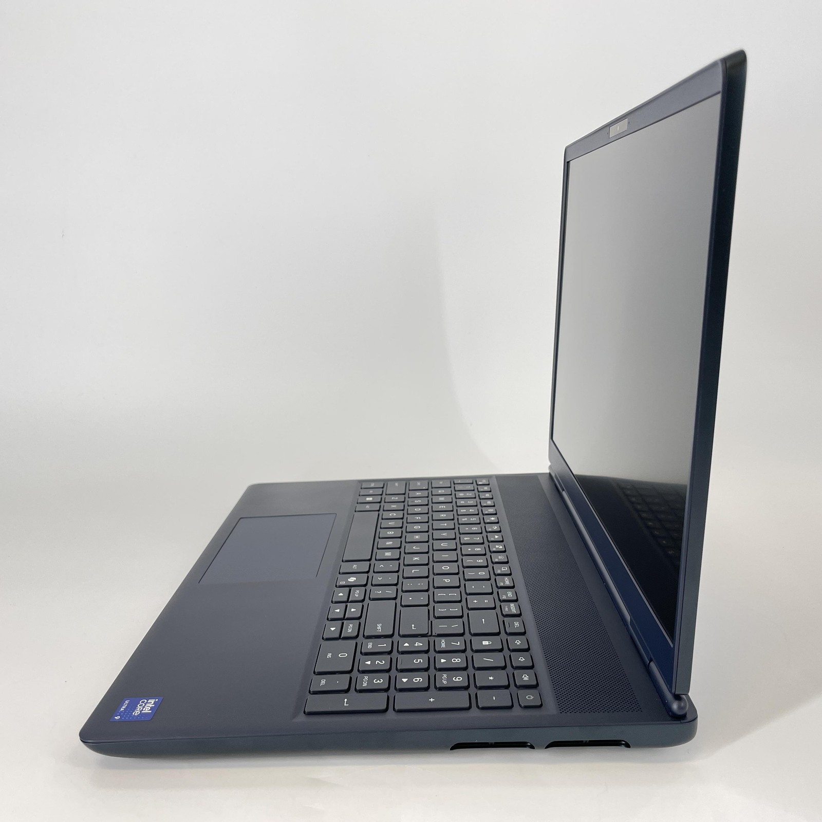 Dell Alienware 16X Aurora 240Hz QHD+ 2.7 GHz Ultra 9 275HX 32GB 1TB SSD RTX 5060