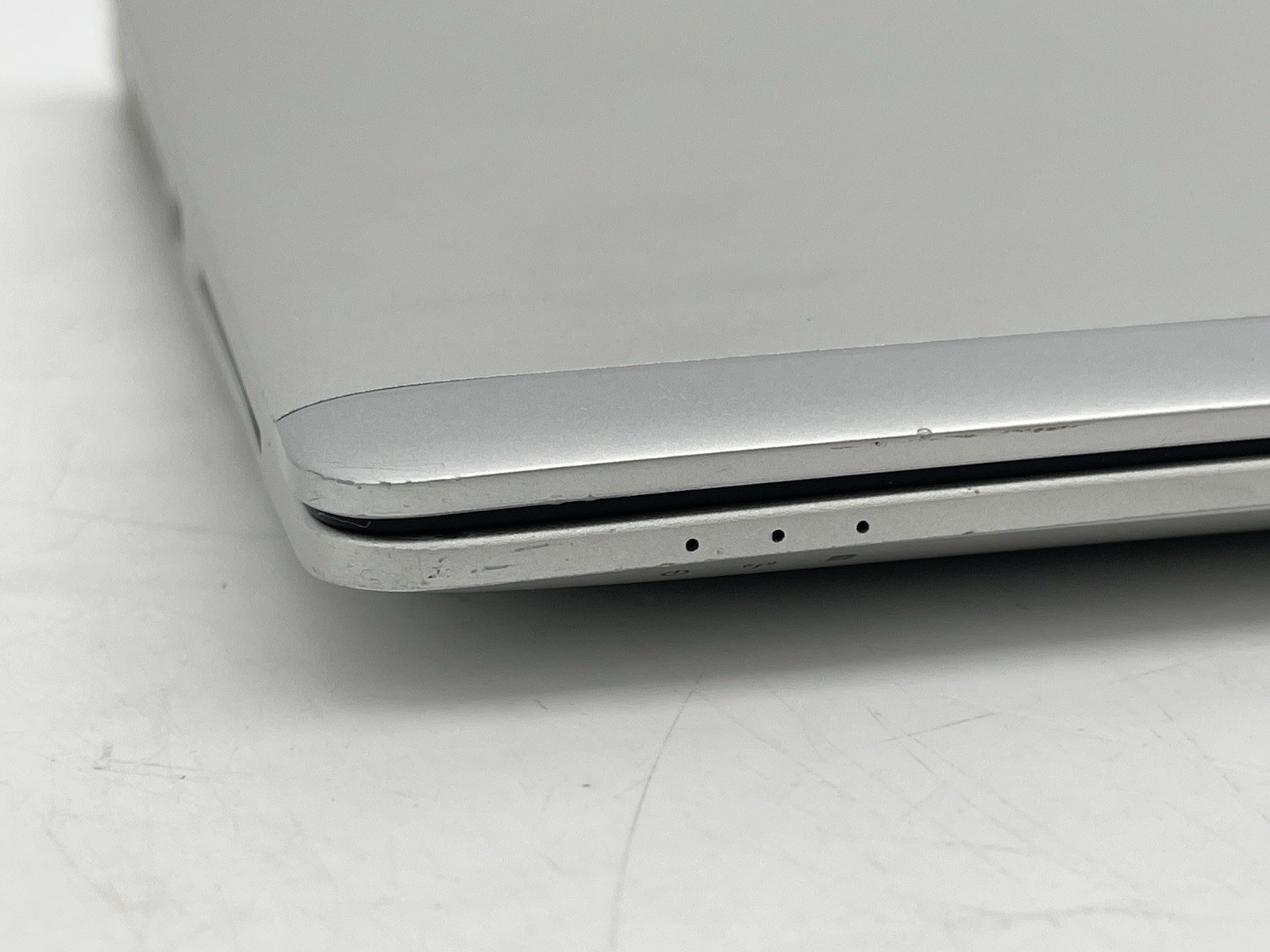 HP EliteBook 850 G5 15.6″ Laptop w/ i7-8550U 1.8GHz CPU 16GB RAM No SSD