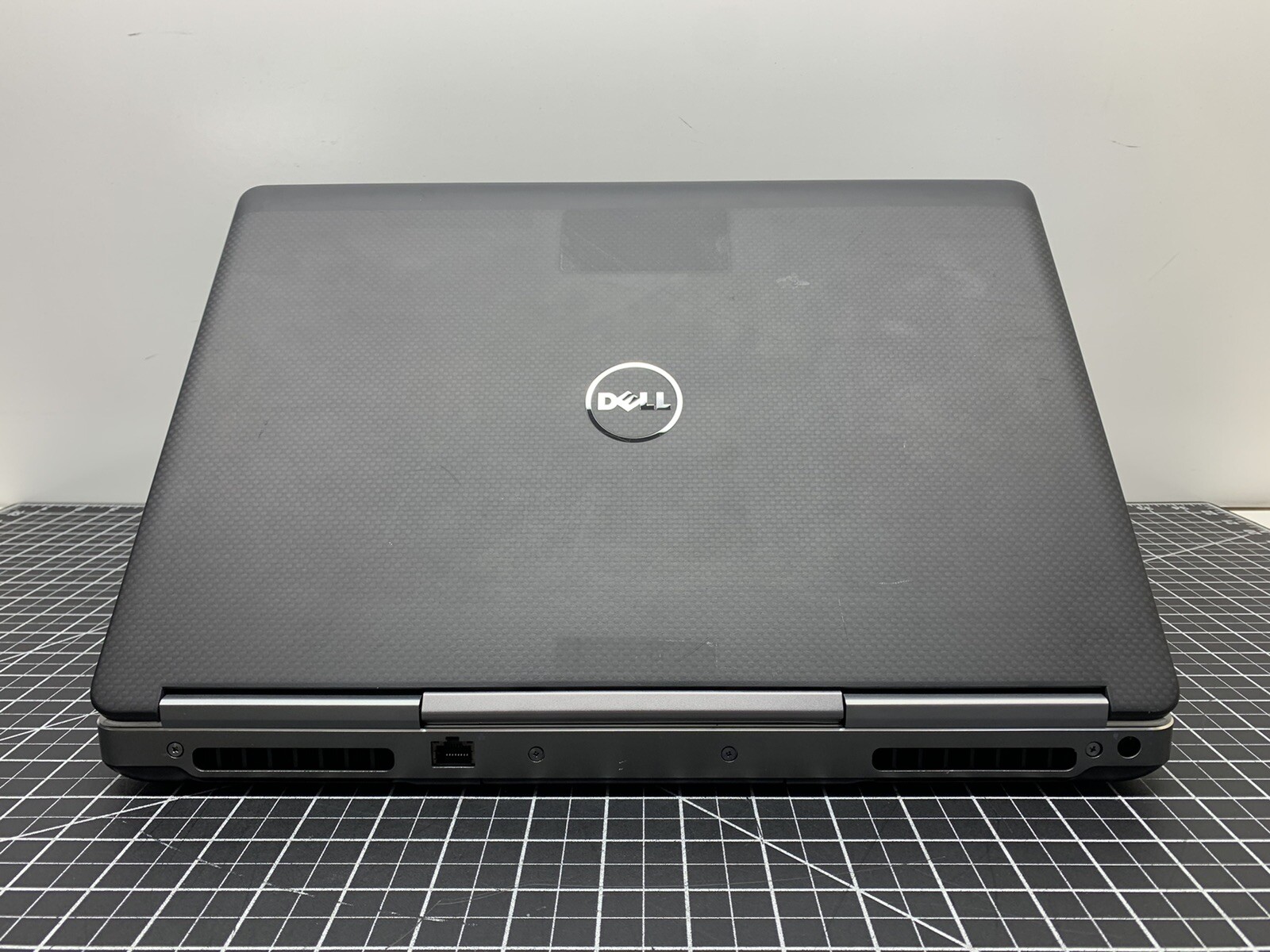 Dell Precision 7520 CORE i7 7th Gen | NO RAM/SSD | DEAD | #T871