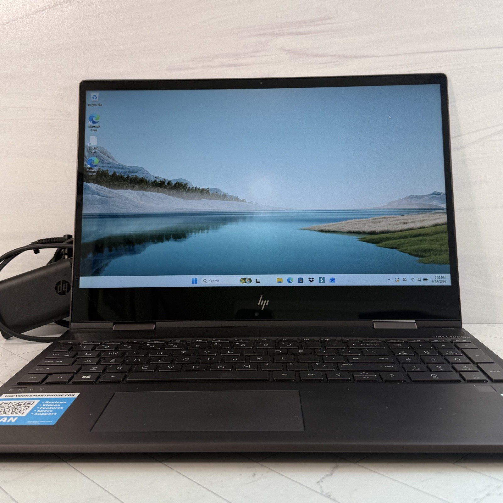 HP ENVY x360 Convertible AMD Ryzen 5 3500U Radeon Vega 2.1 GHz 8 GB 256 GB #H504