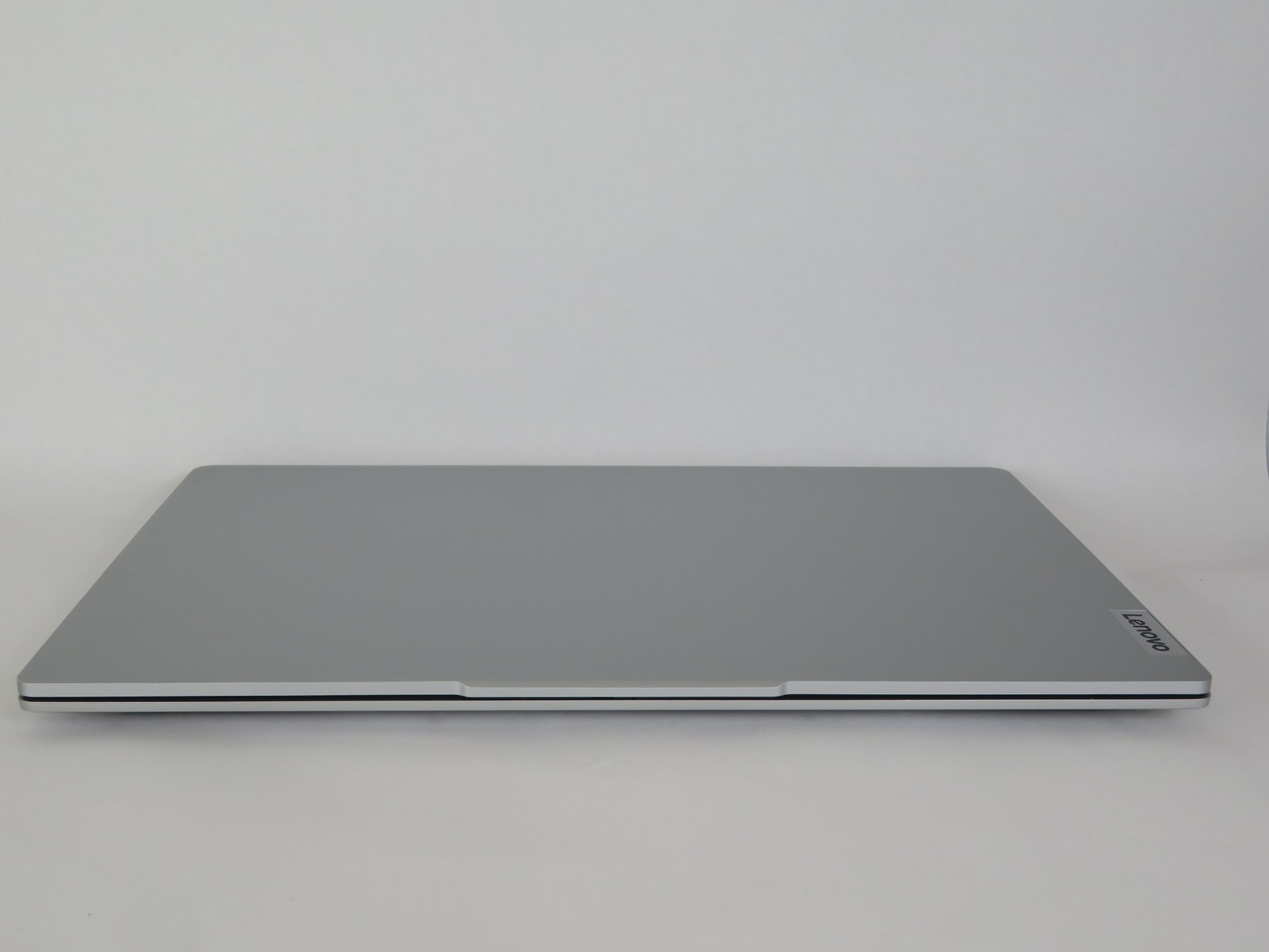 Ideapad Slim 5 16IRU9 16in Intel Core 7 150U 1.8GHz 8GB RAM 512GB SSD