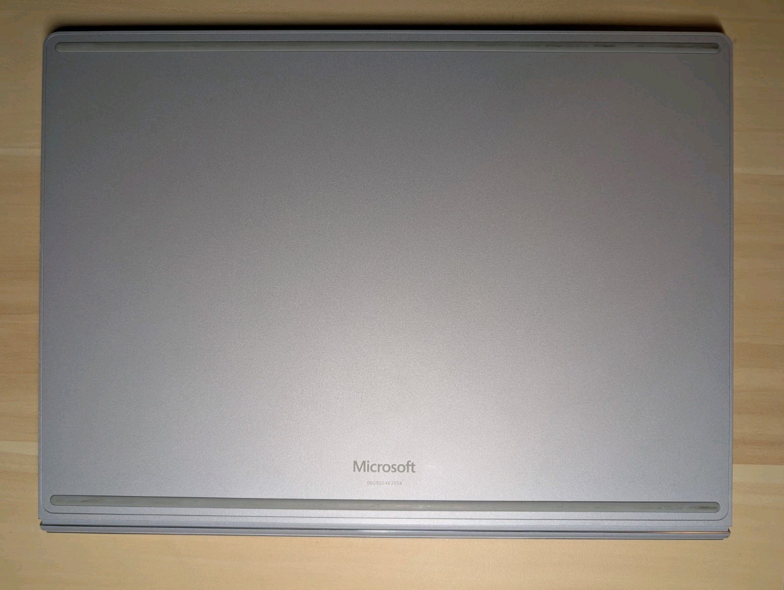 Microsoft Surface Book 1703 i5 13.5″ 8GB/128GB Silver (See Details)