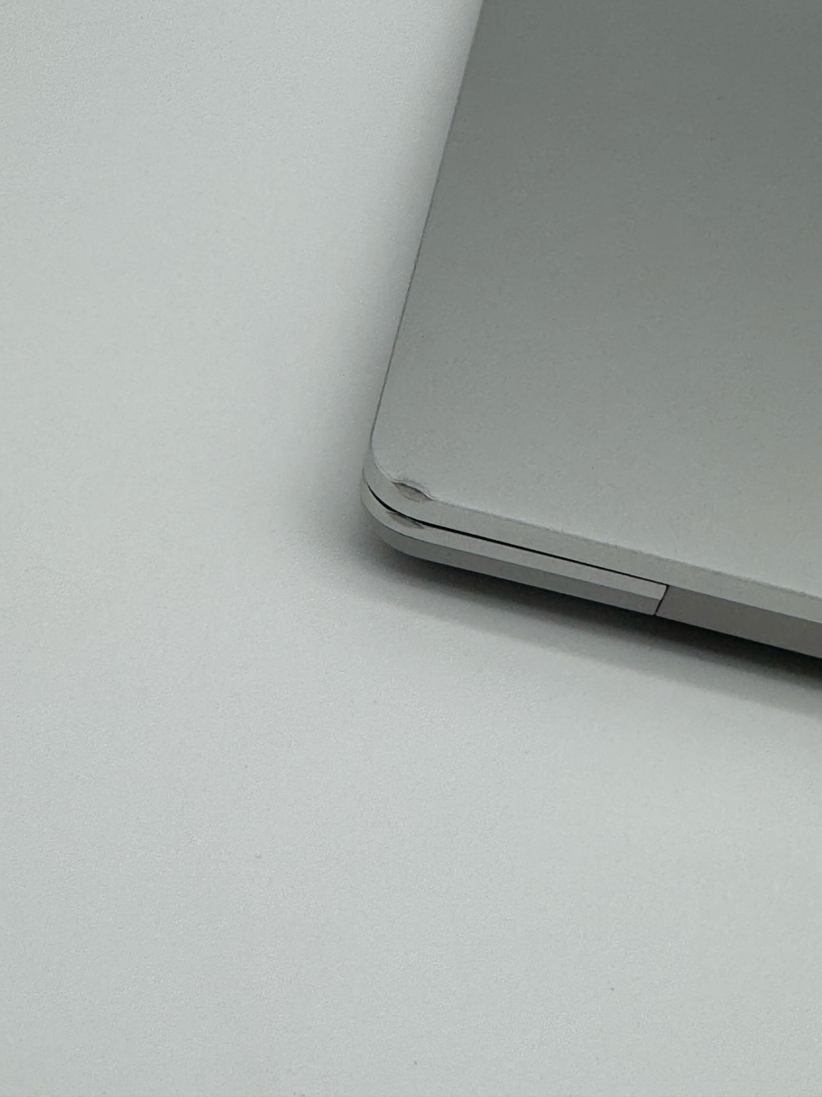 Microsoft Surface Laptop 1ZO-00001 12in Platinum