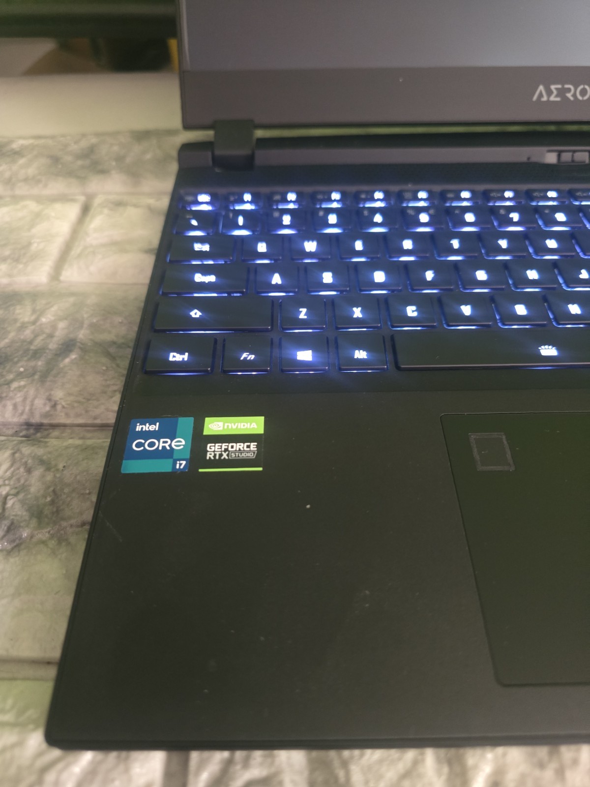 Gigabyte Aero 15 YD 15.6″ 4K Core i7 NVIDIA RTX 3060 16GB 1TB SSD *READ DETAILS*