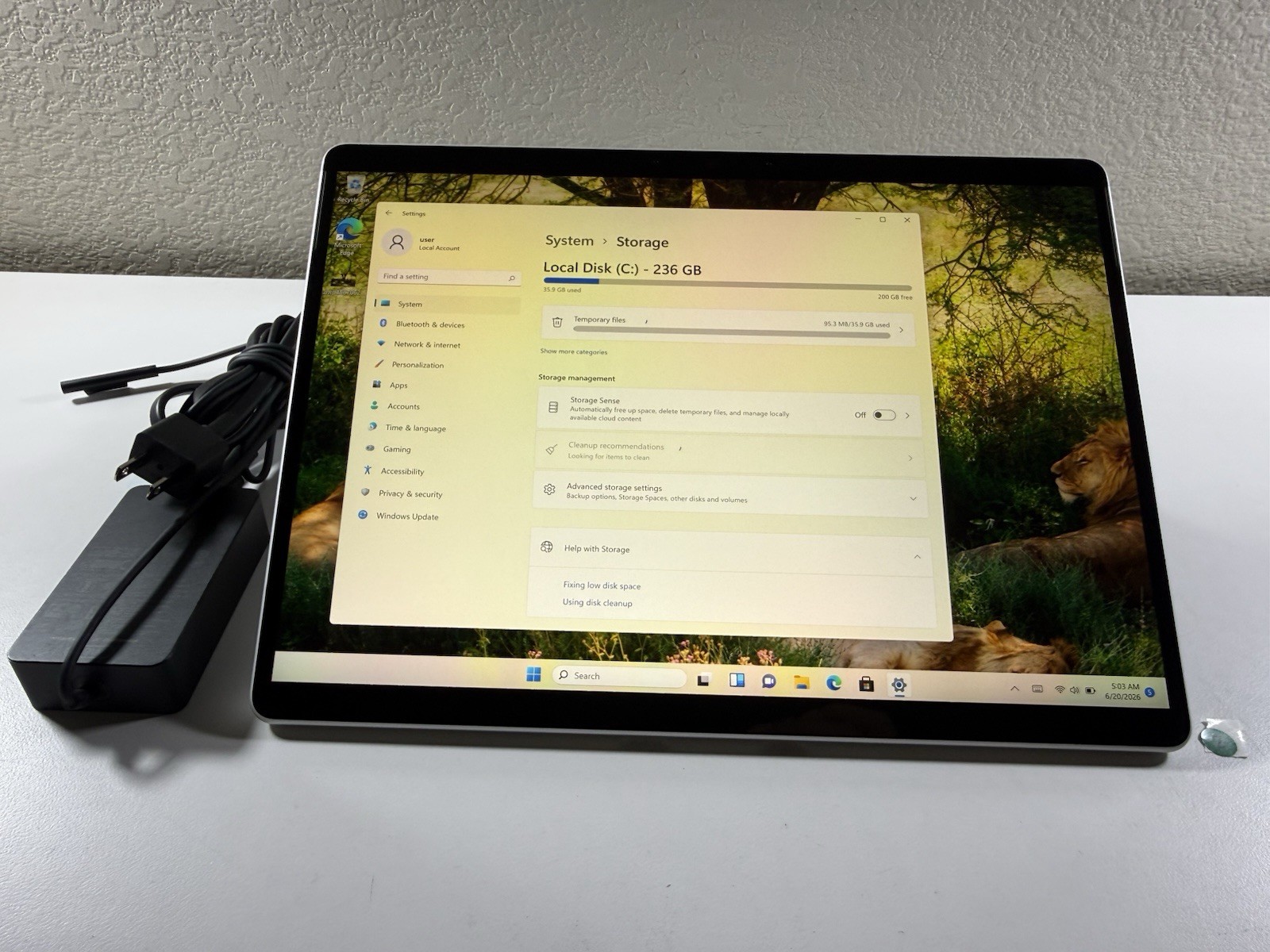Microsoft Surface Pro 8 (1982) i5-1145G7 – 16GB RAM – 256GB 120Hz – Win 11 Pro