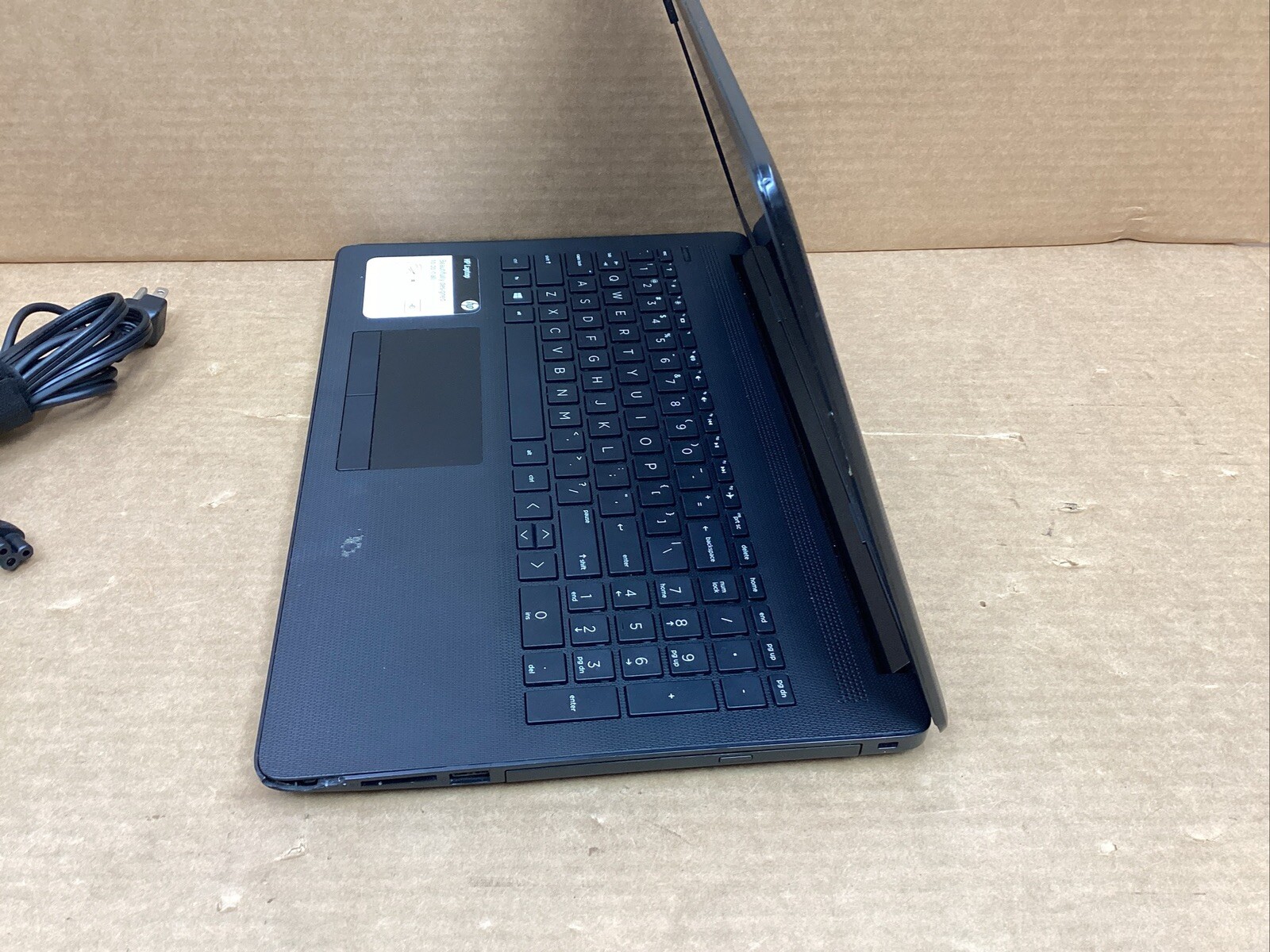 HP 15-Db0015Dx 15.6″ Laptop AMD A6 9225 4GB 1 TB SSD W10P