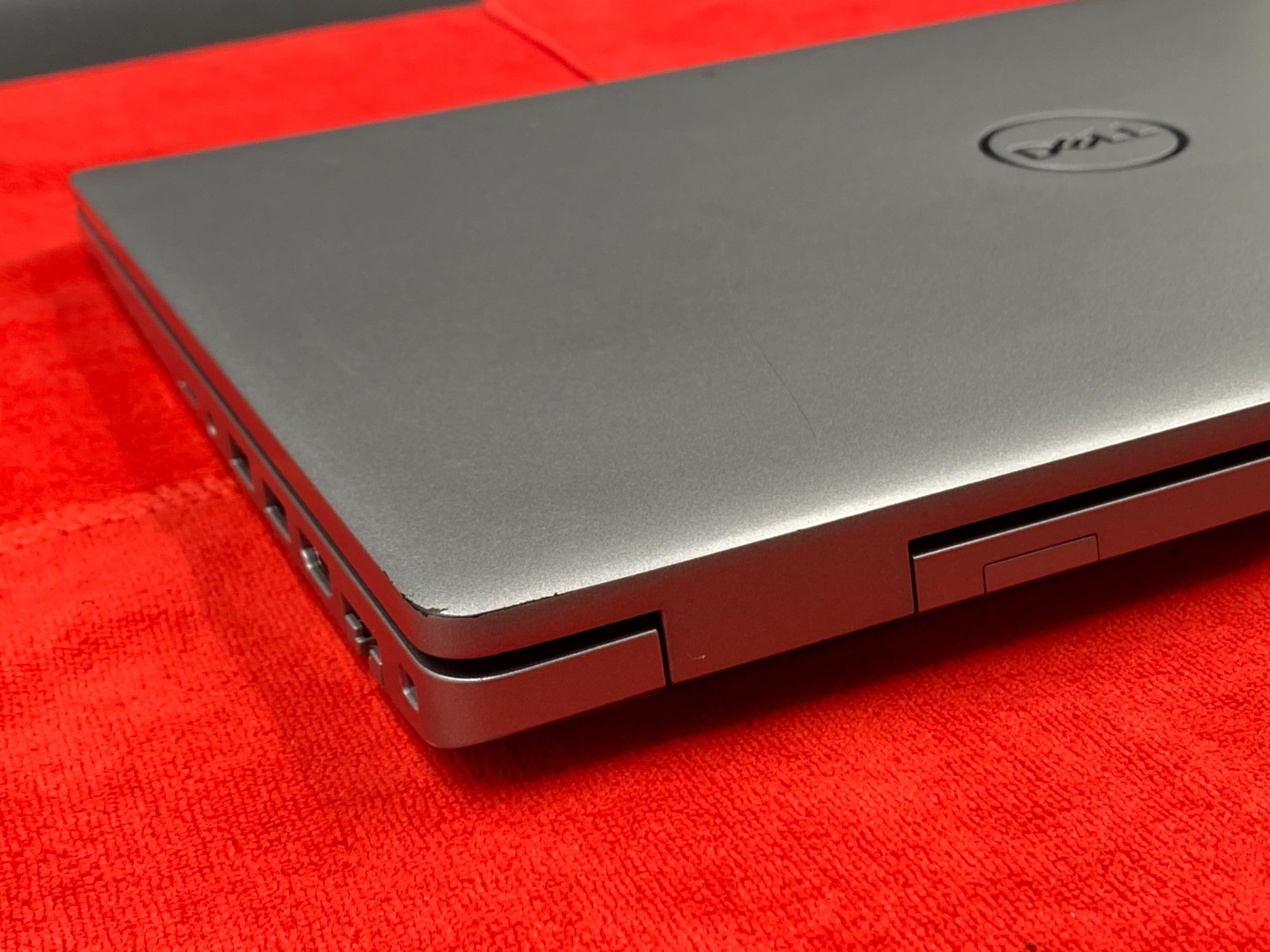 DELL PRECISION 3560 i7-1165G7 16GB RAM 256GB SSD NVIDIA T500 BATTERY 100%(NO AC)